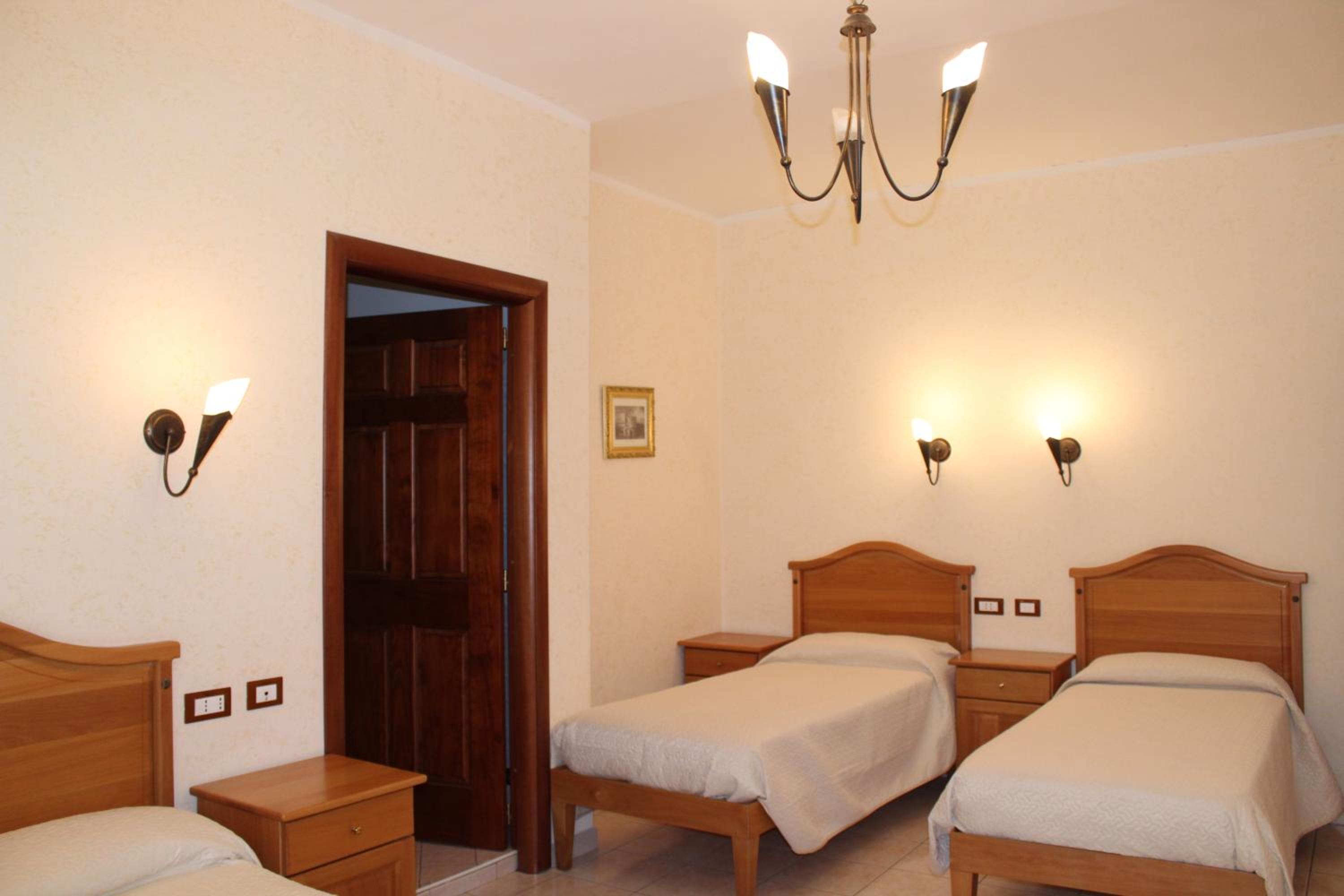 Quadruple Room photo 2