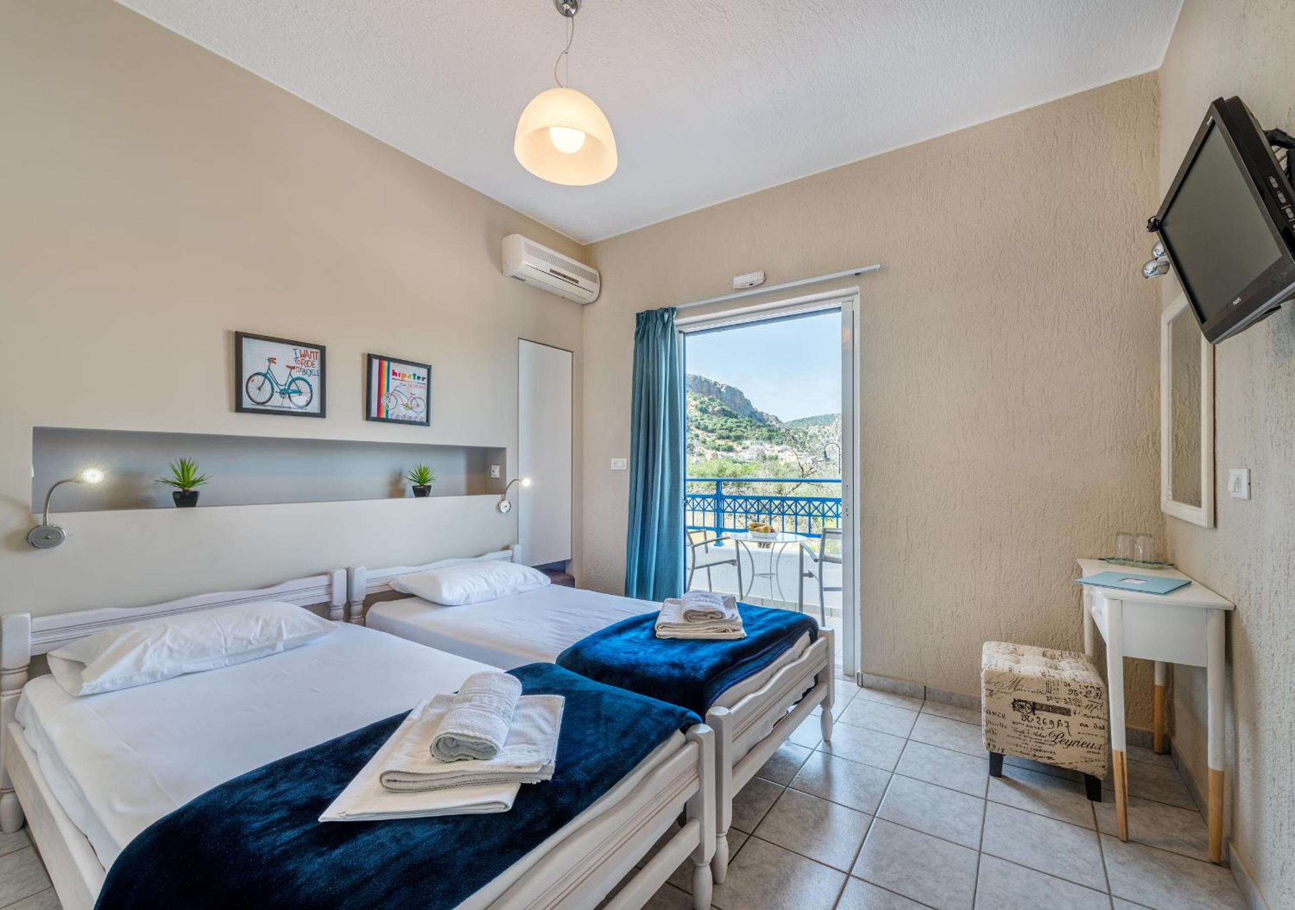 Double or Twin Room - Photo 2