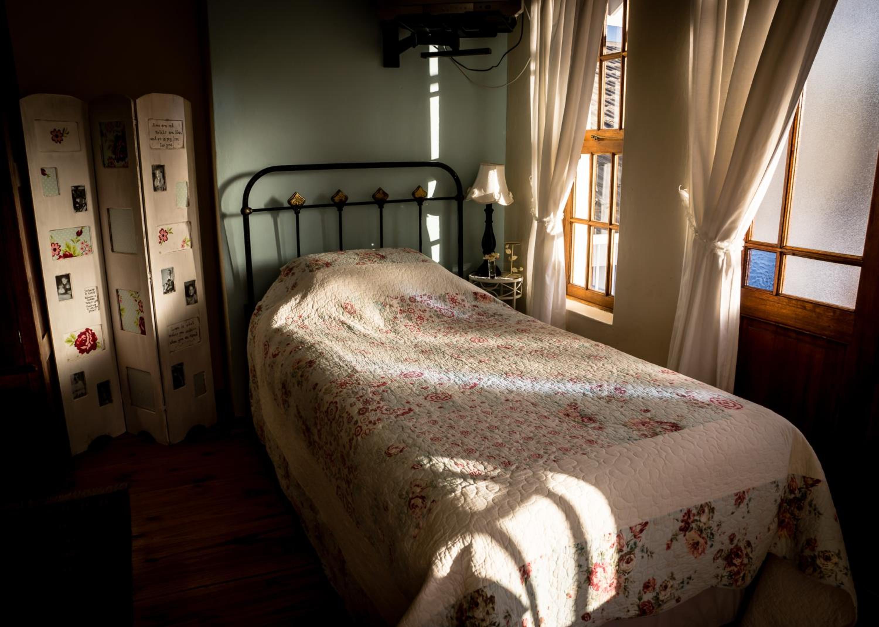 Twin Room - Photo 1
