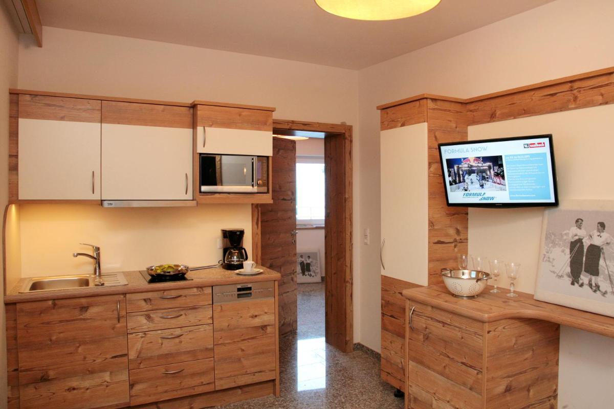 Apartment photo 1