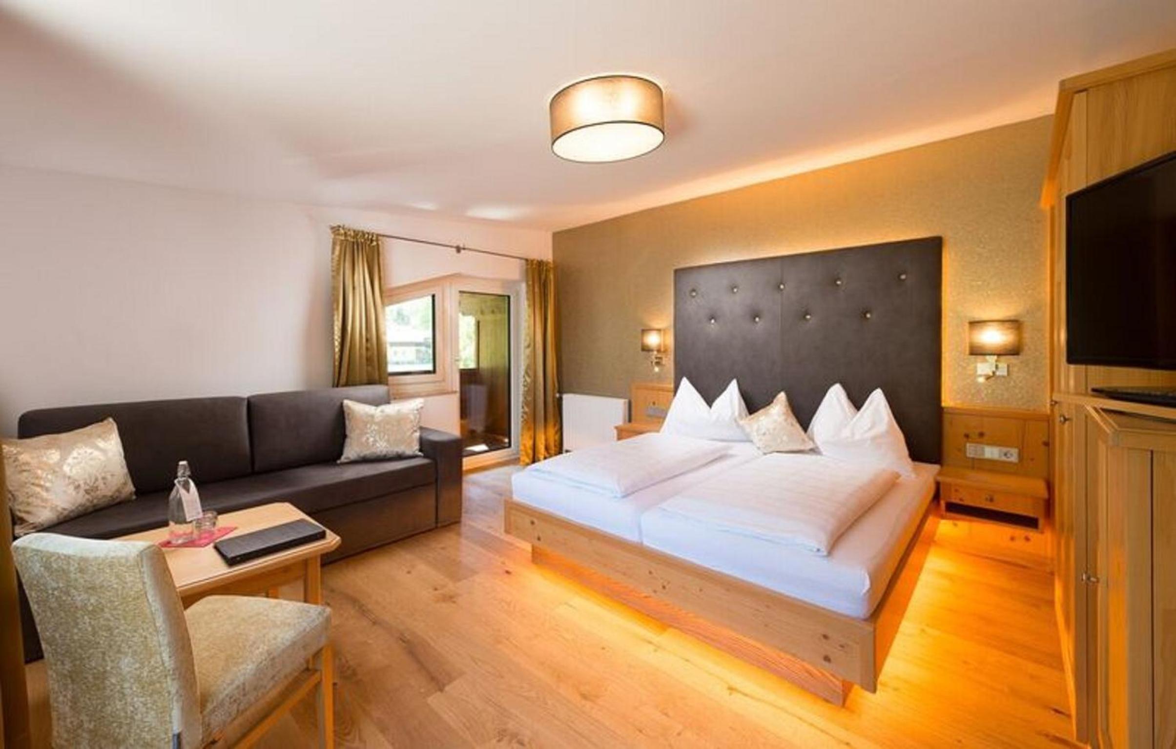 Large Double Room