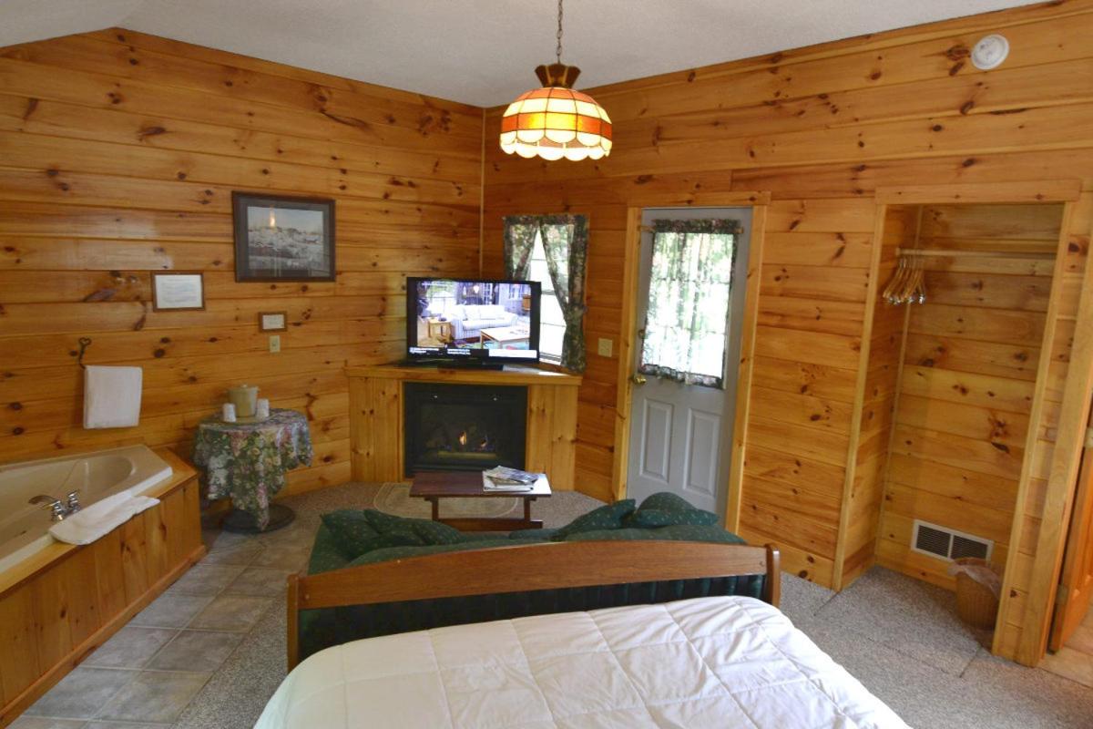 Woodland Cottage - Adult Only - Photo 4