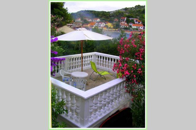 Studio with Terrace photo 1