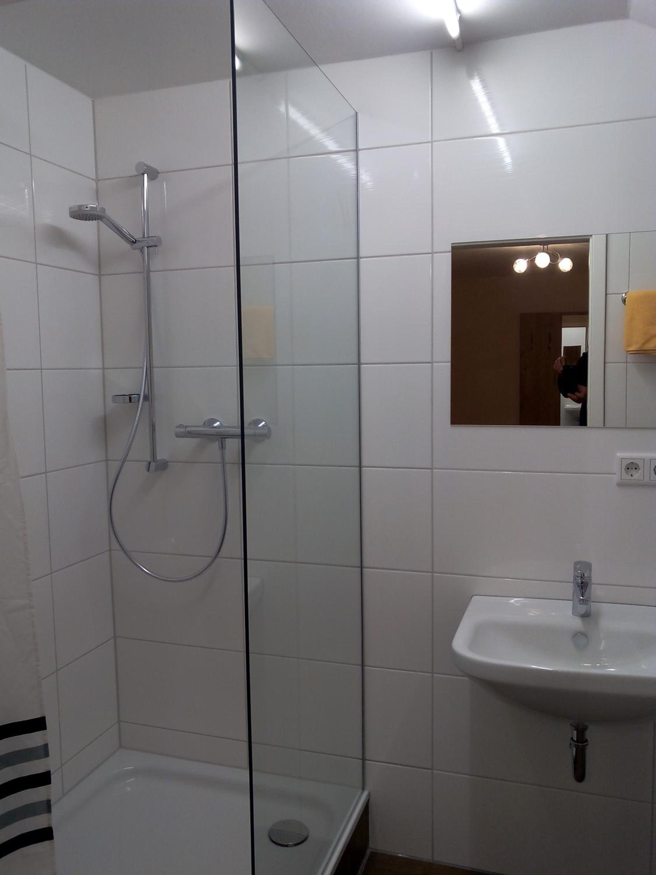Single Room with Shower photo 3