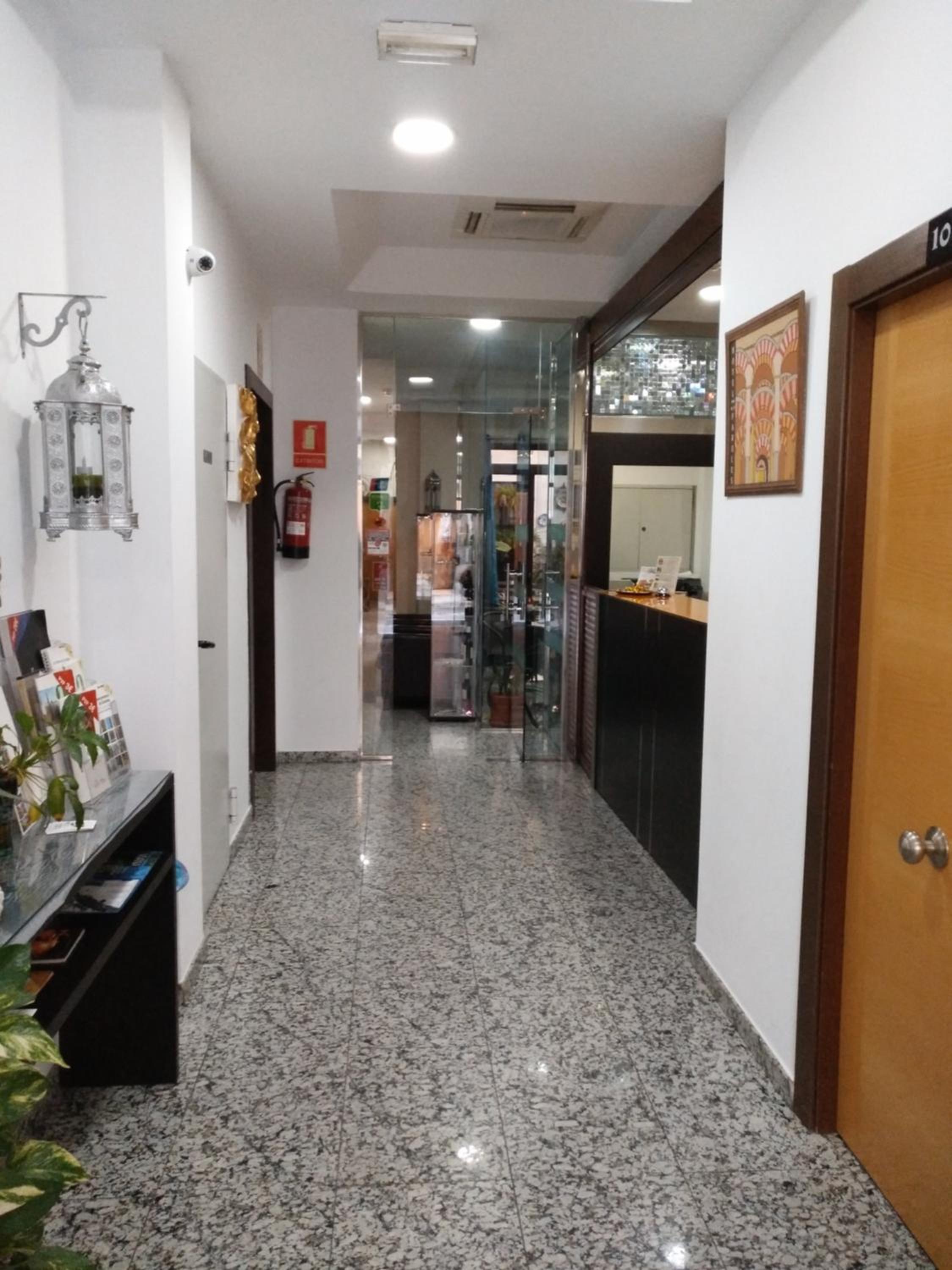 Habitación Doble Económica con cama extra