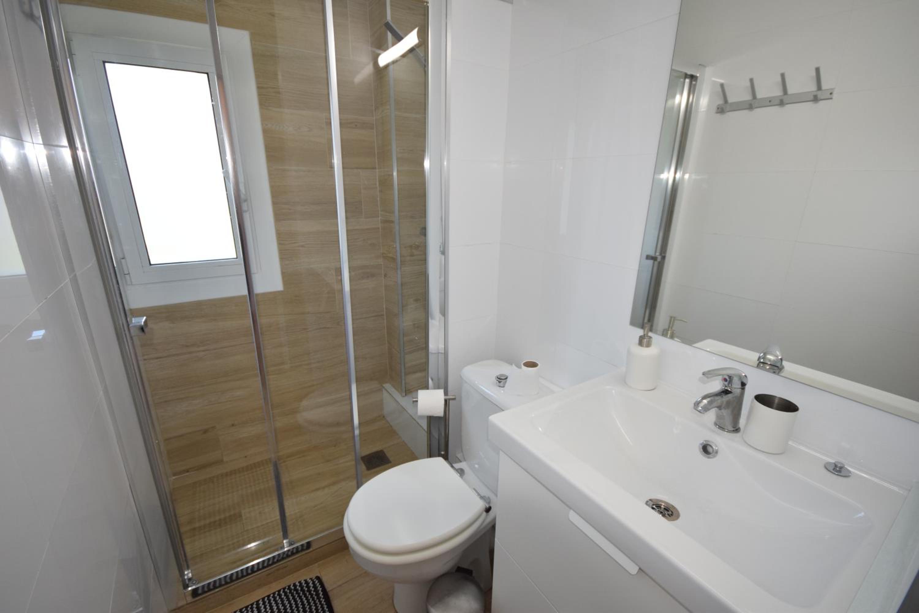 Apartment with Terrace and View photo 3