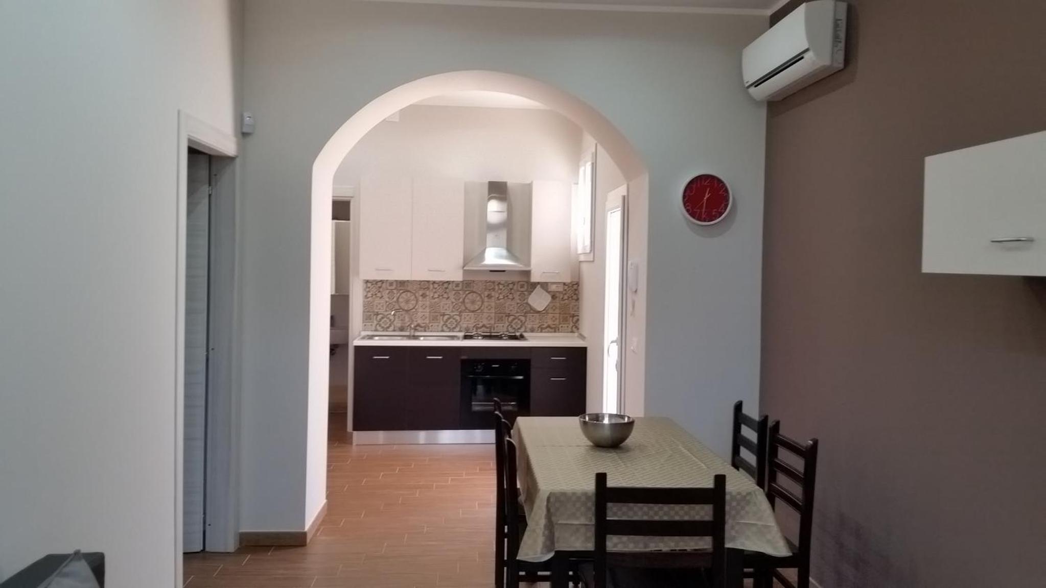 One-Bedroom House photo 2