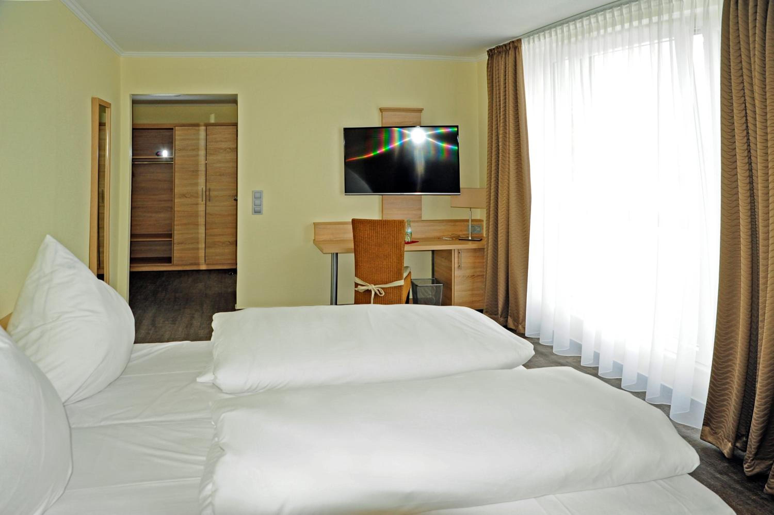 Comfort Double Room - Photo 6