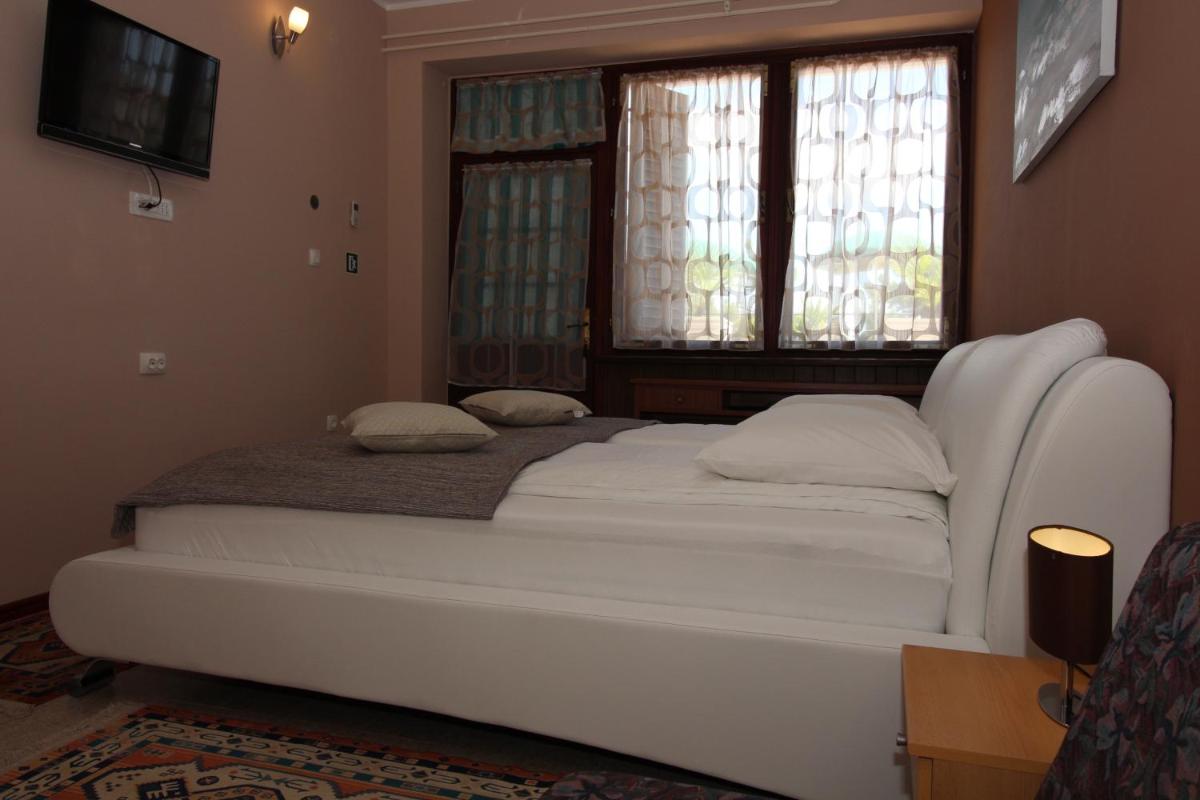 Studio Apartment with Sea View photo 3