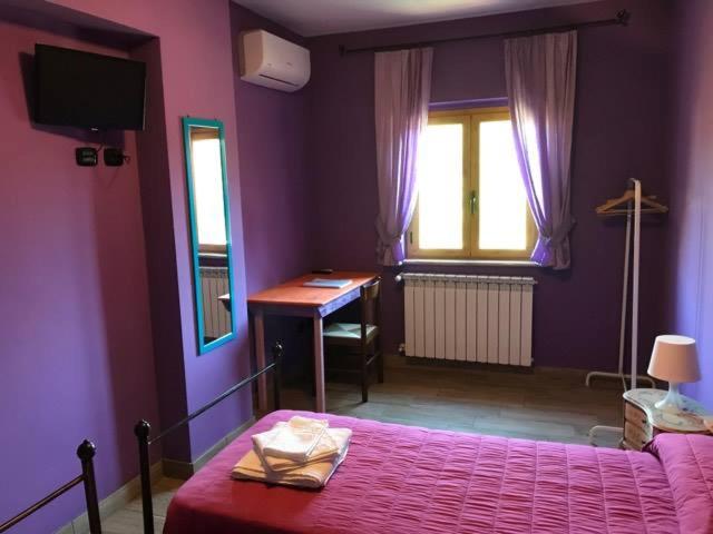 Quadruple Room with Private Bathroom - Photo 4