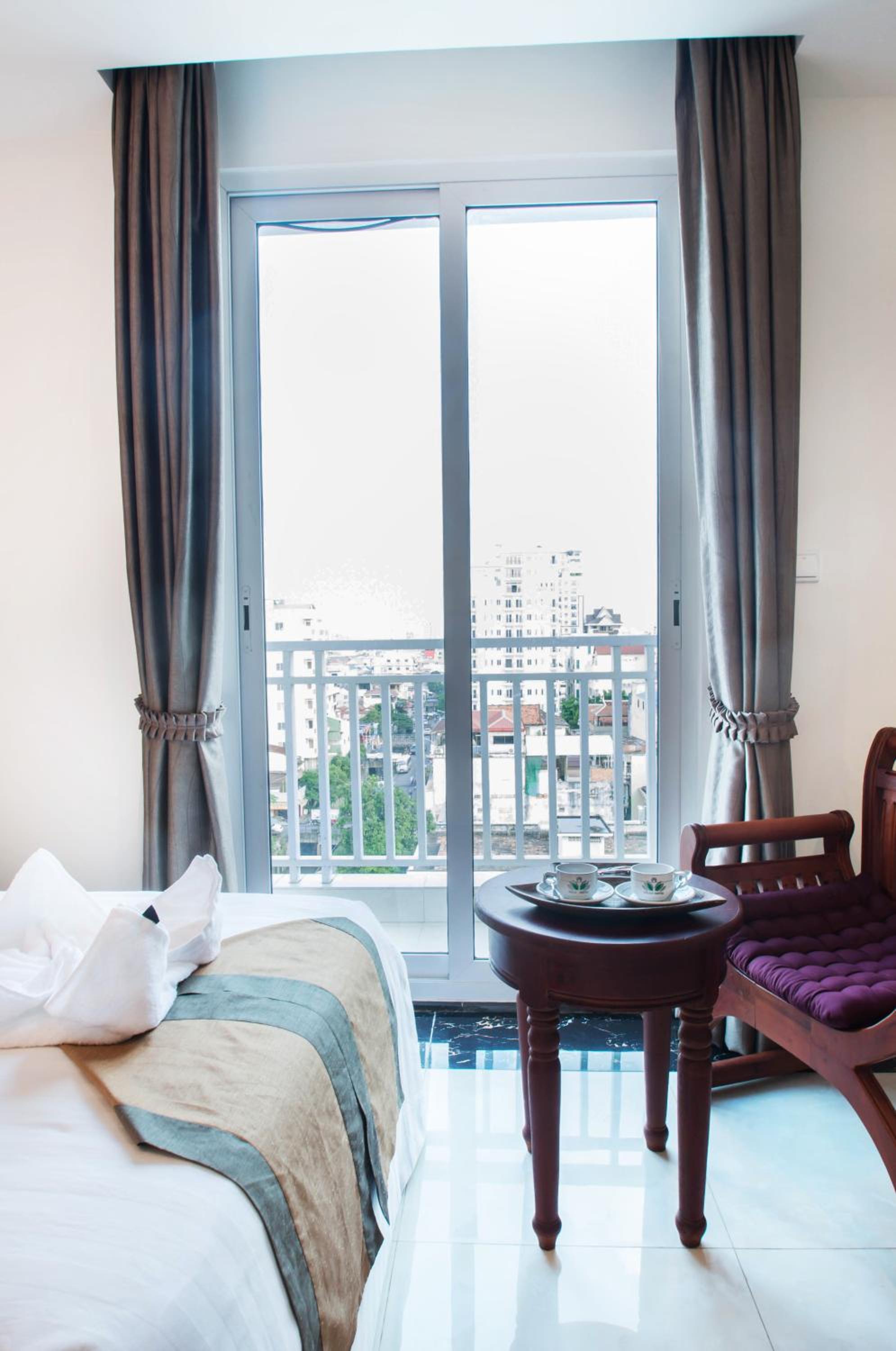 Deluxe Twin Room City View  photo 3