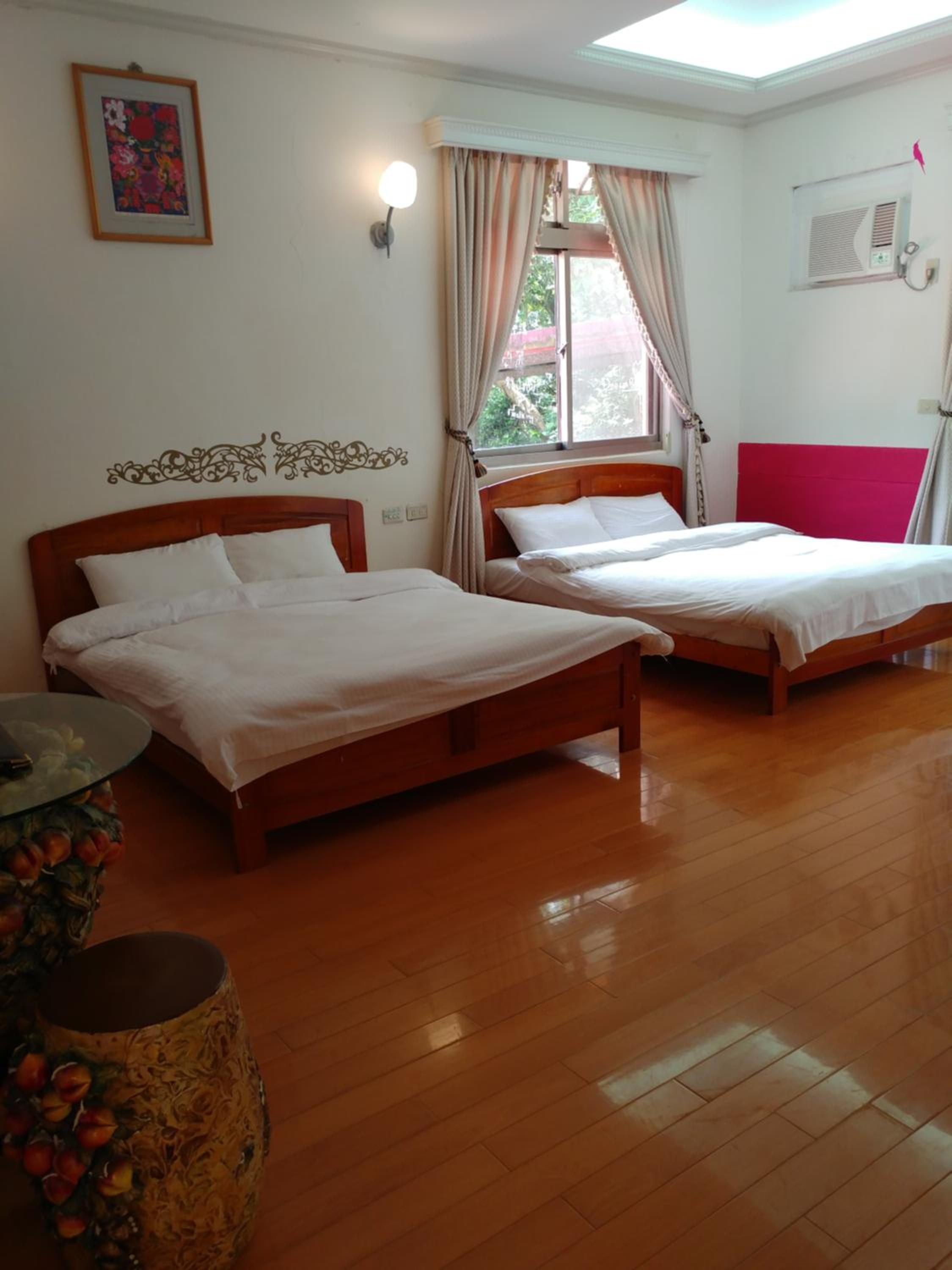 Standard Quadruple Room photo 2