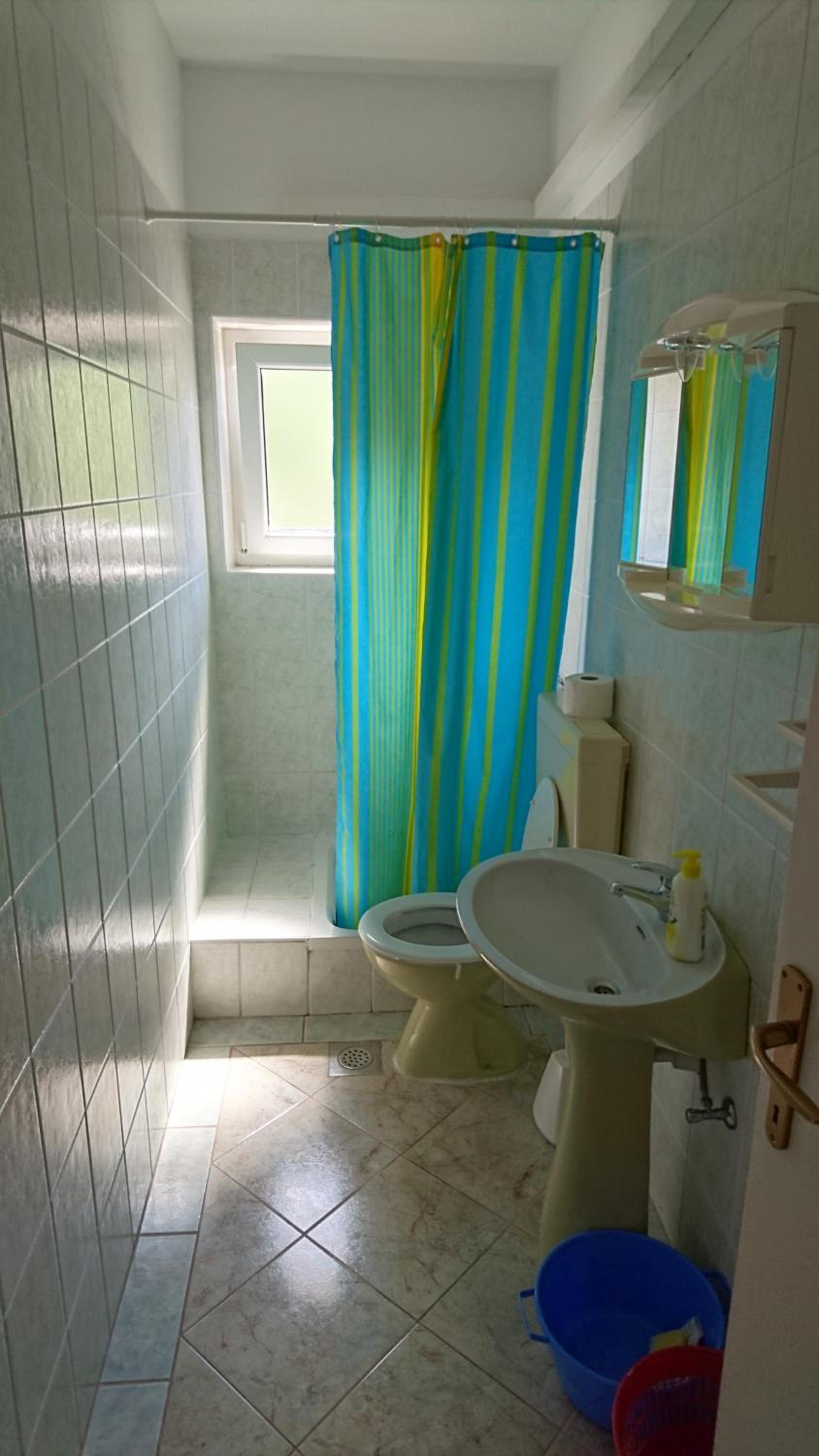 Four-Bedroom Apartment with Sea View - Photo 17