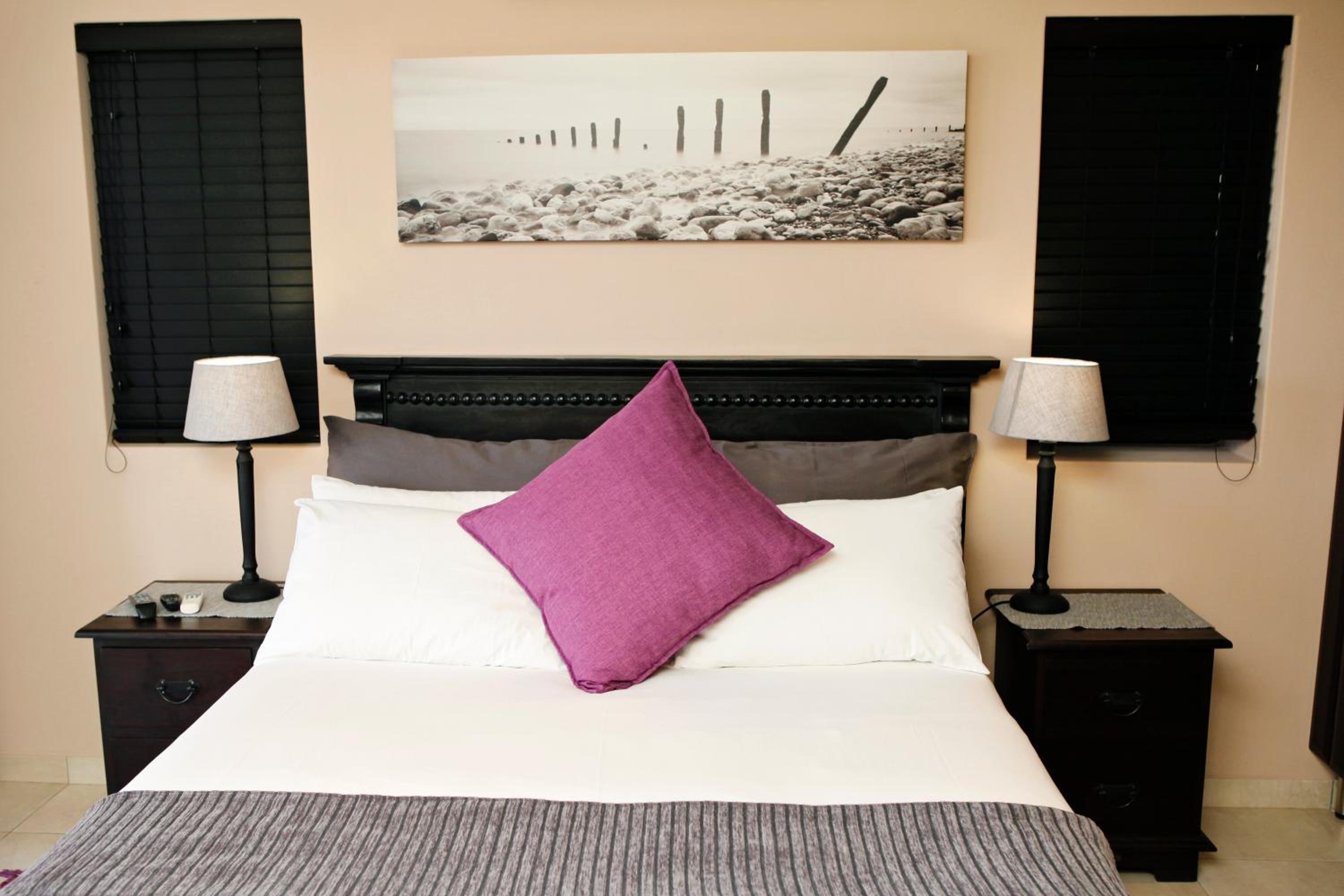 Superior Queen Room photo 1
