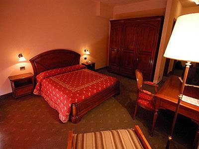 Large Double Room photo 2