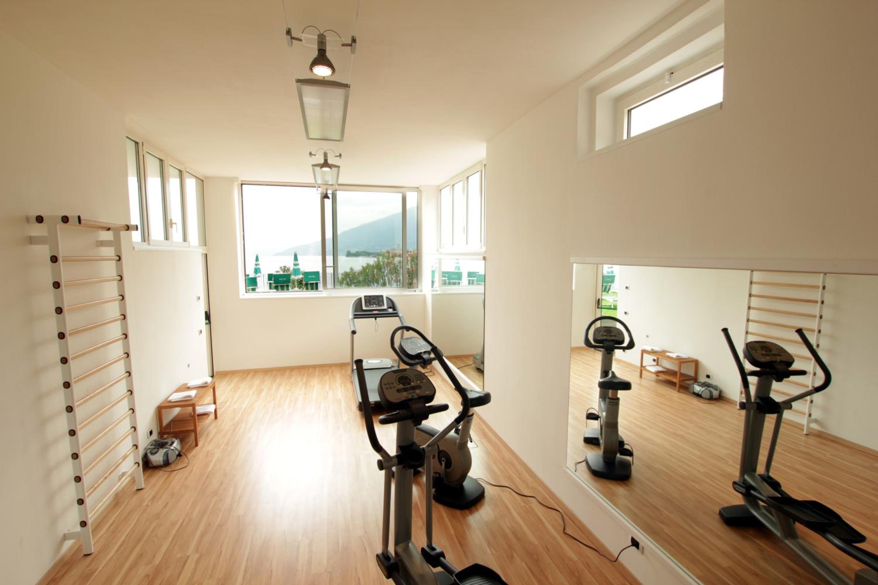 Comfort Triple Room with Lake View - Photo 5