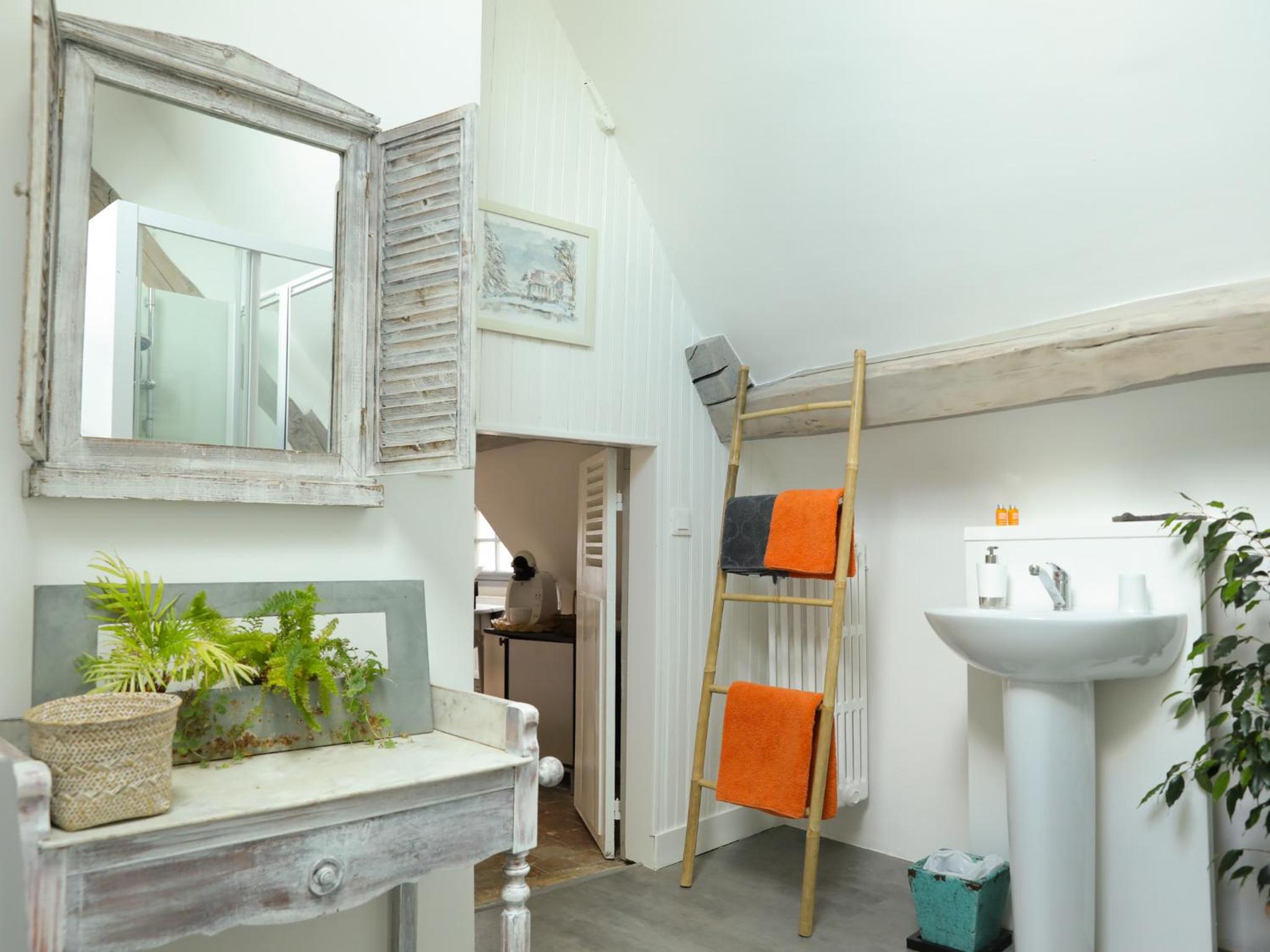 Double Room with Garden View - Photo 5