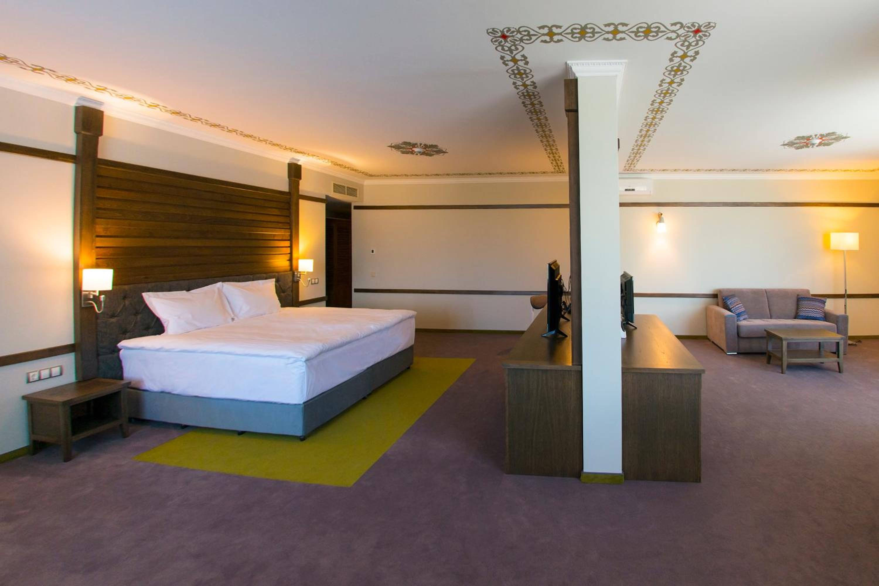 Suite - Photo 4