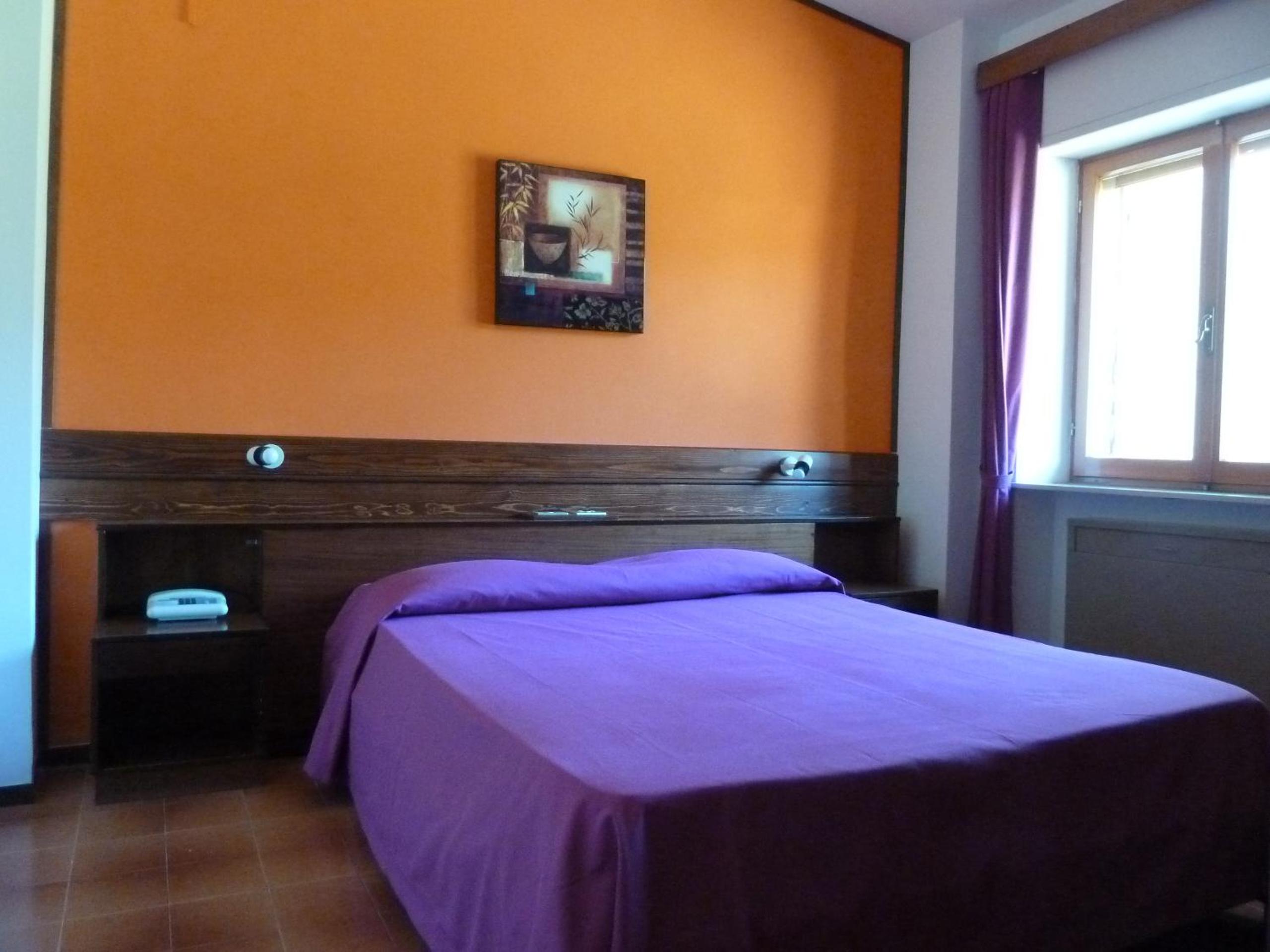 Double Room with Private Bathroom photo 1