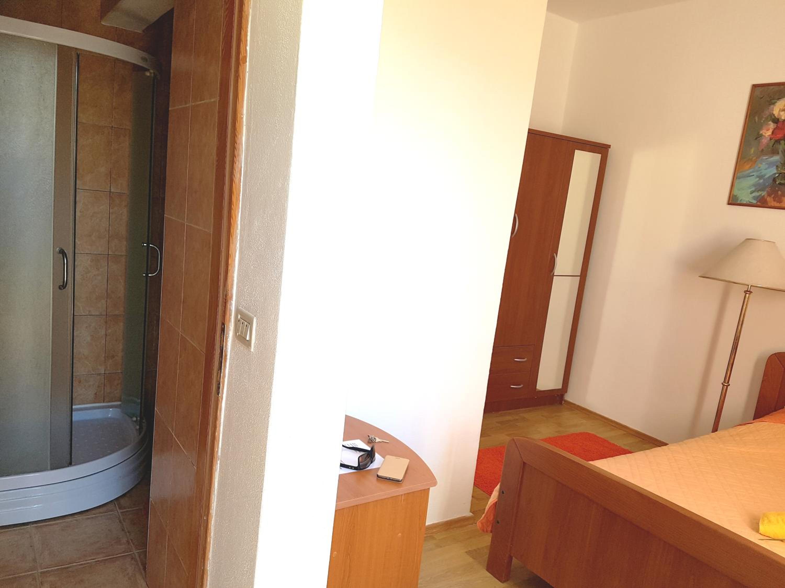 Double Room with Balcony and Sea View - Photo 4