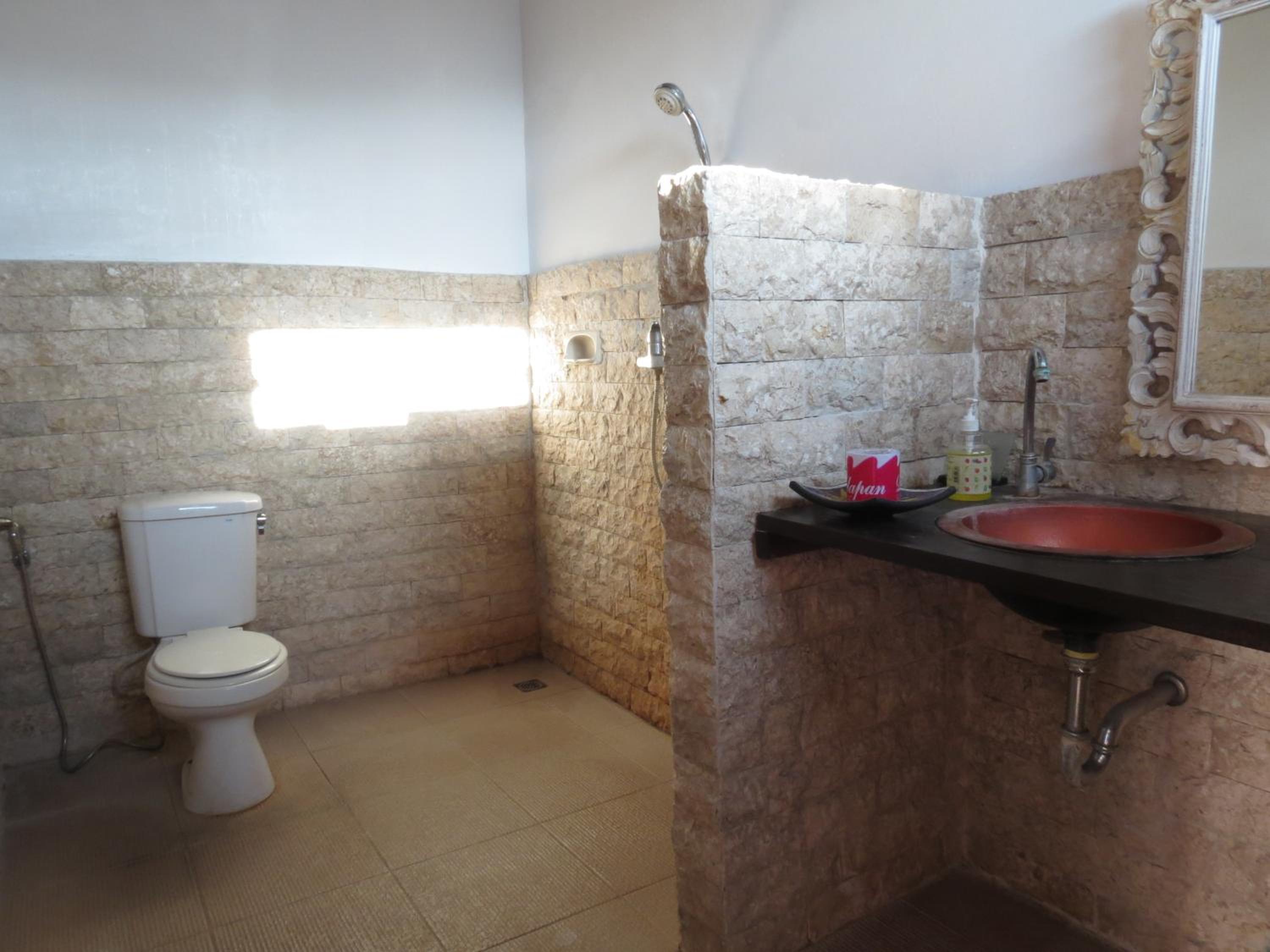 Deluxe Double Room with Balcony and Sea View photo 2