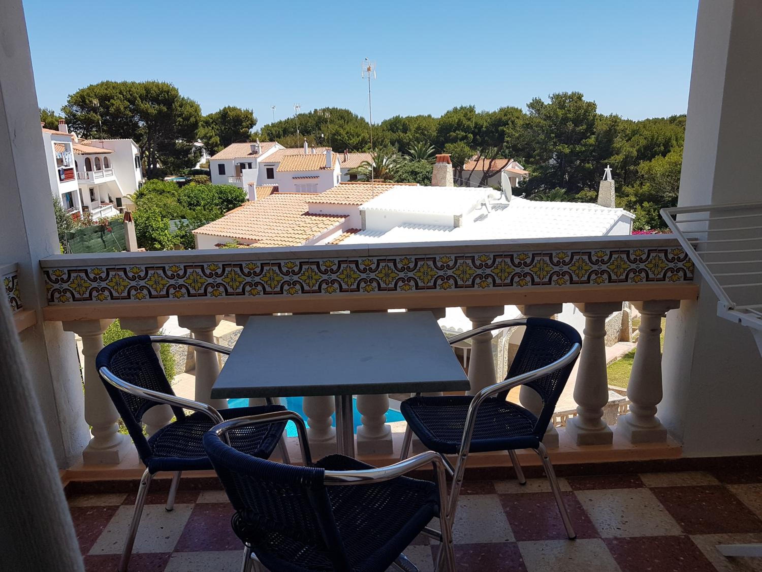 Two-Bedroom Apartment with Garden View (3 Adults)