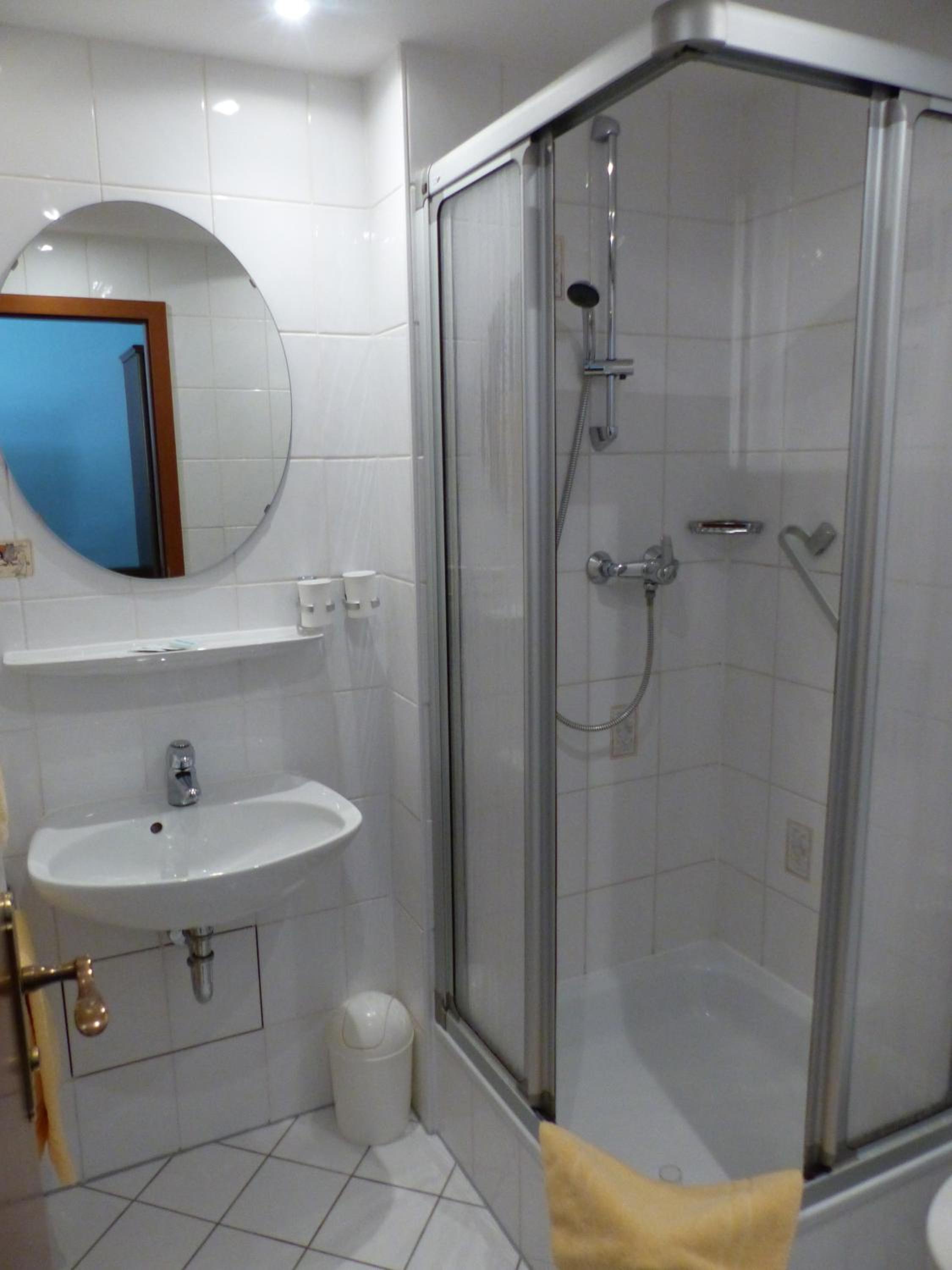 Double Room - Photo 2