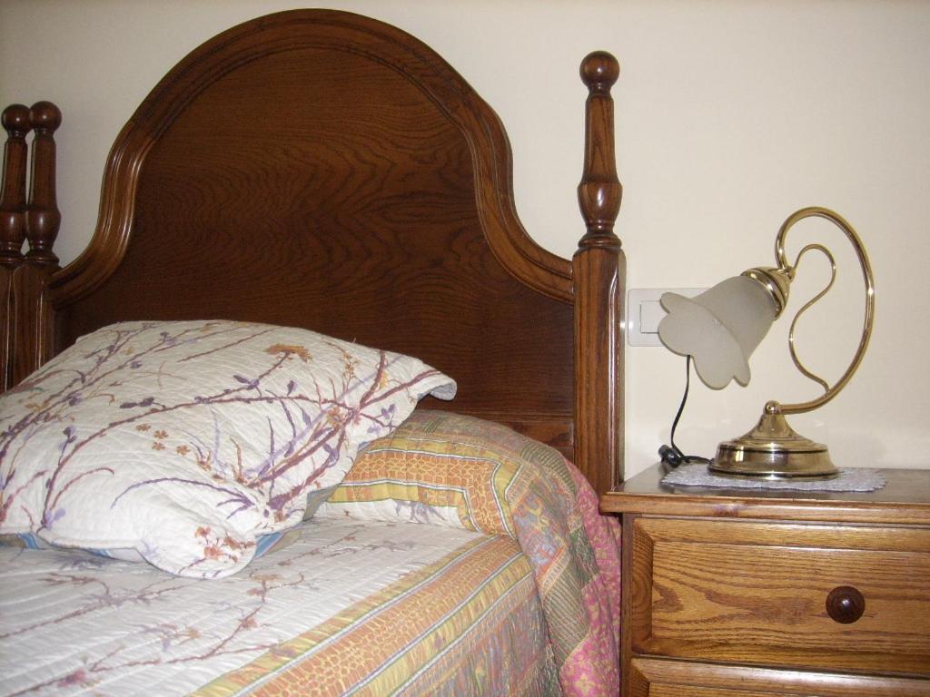 Twin Room with Private Bathroom - Photo 1