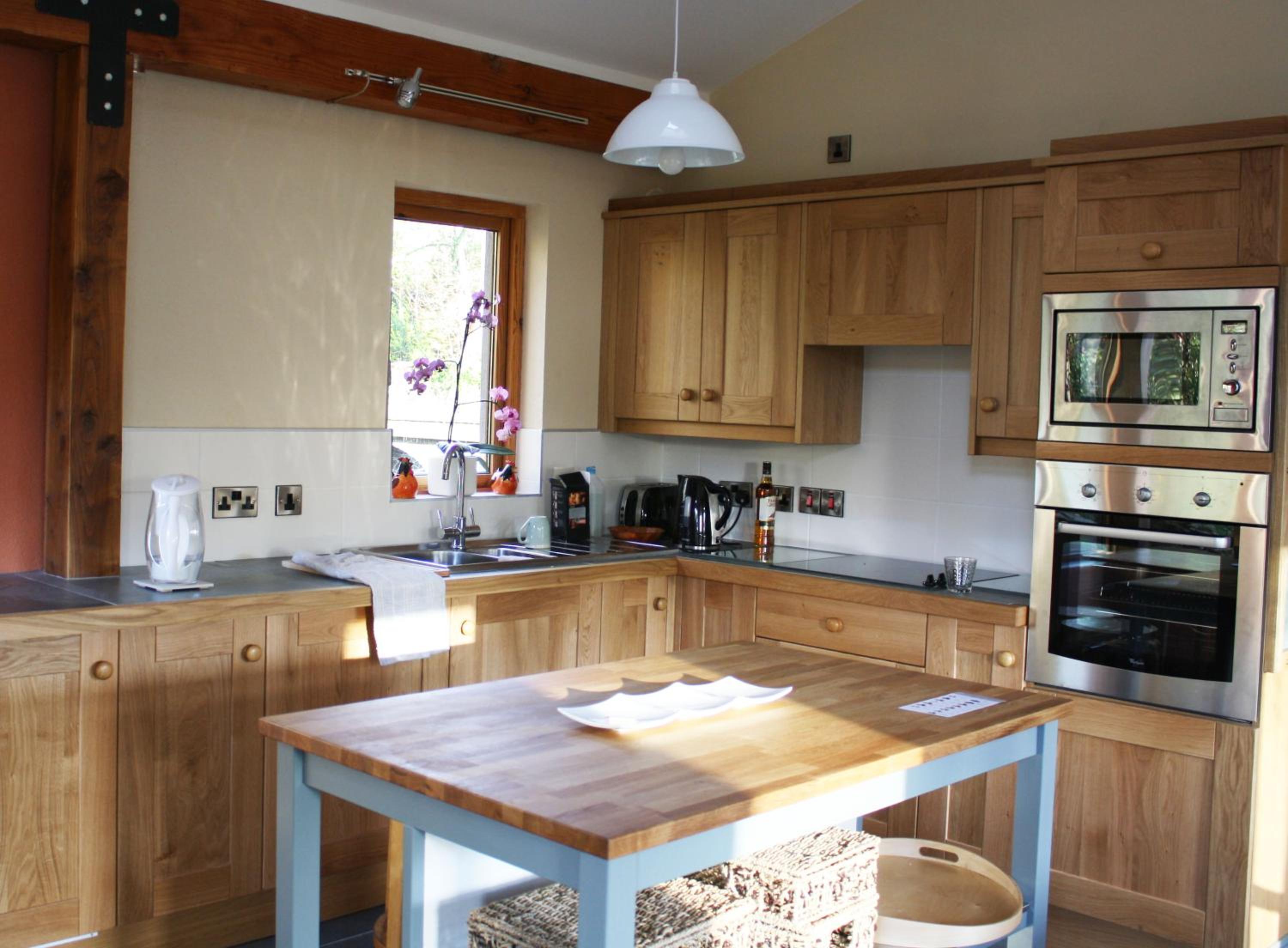 Two-Bedroom House photo 3