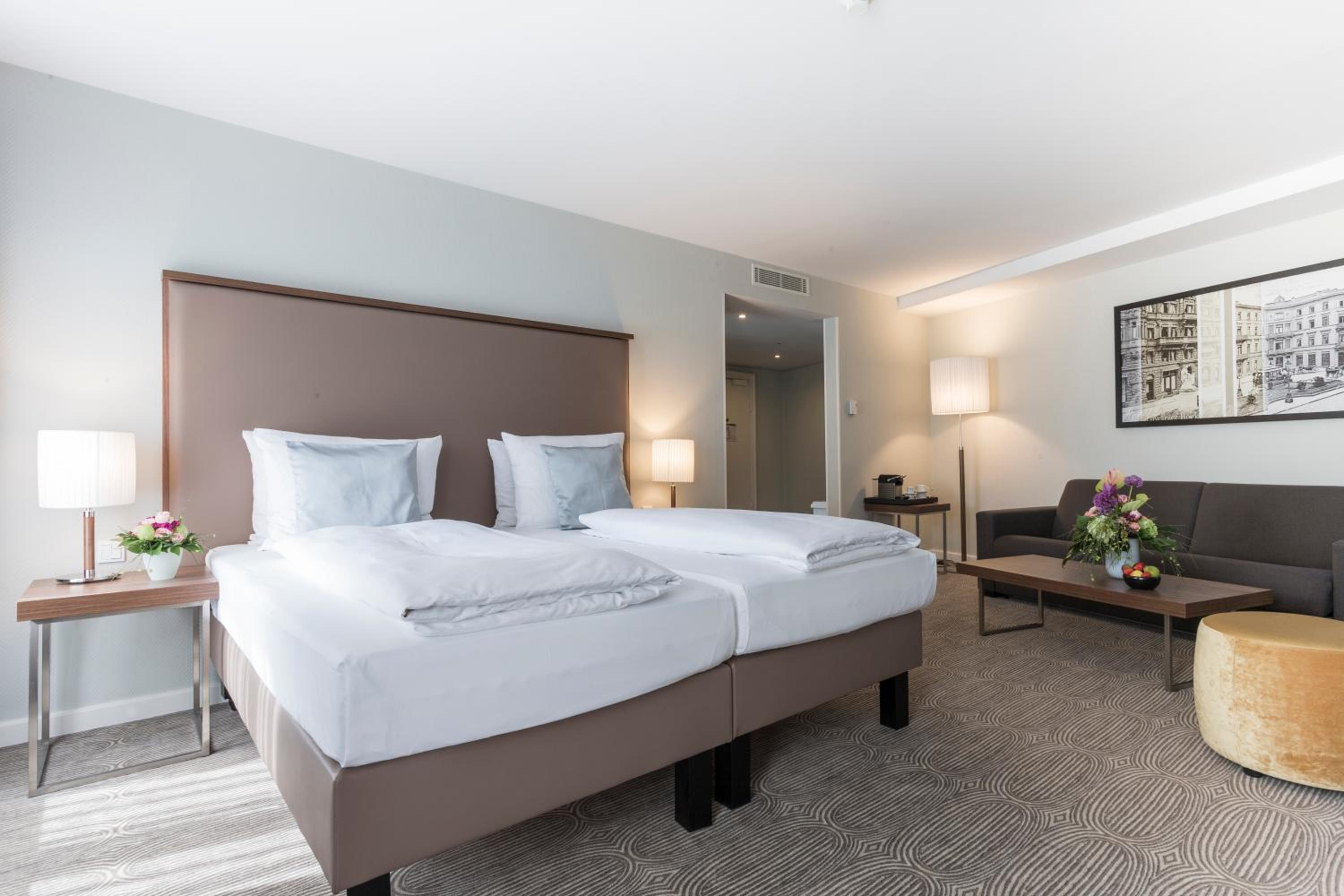 Premium Room - Photo 3