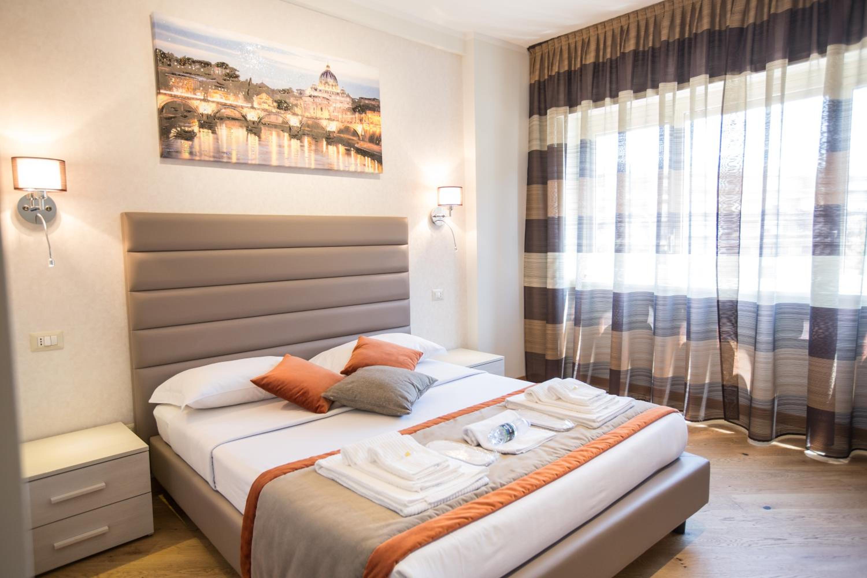 Quadruple Room with Balcony photo 1
