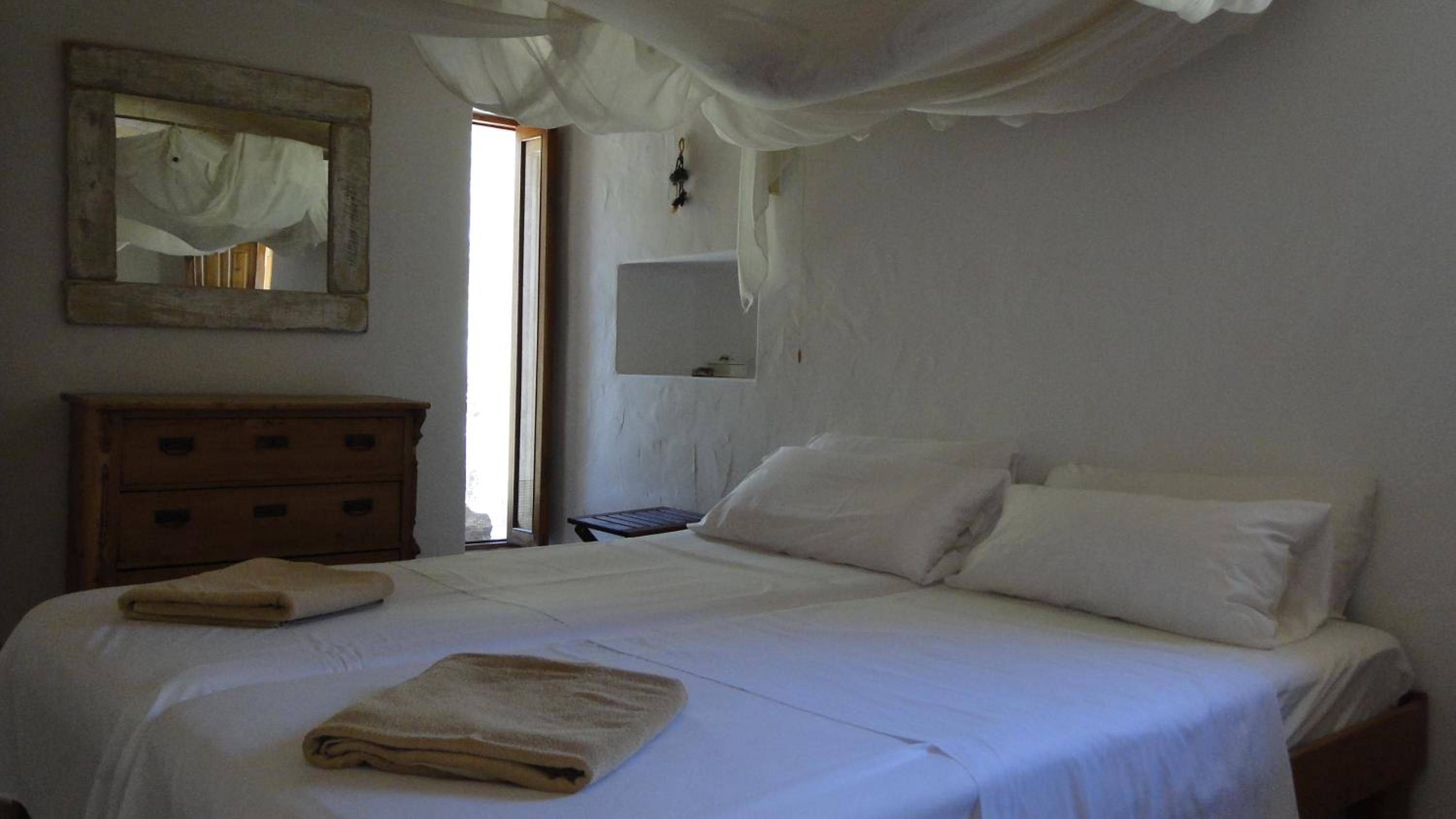 Casa de cuatro habitaciones
