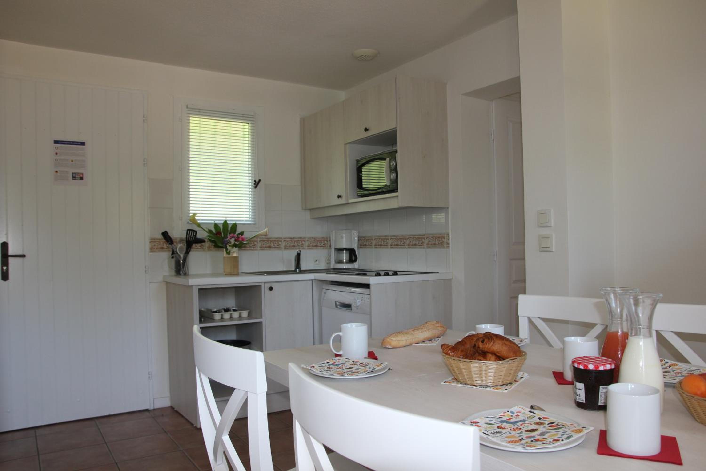 1-bedroom Comfort Apartment (6 Adults) photo 2