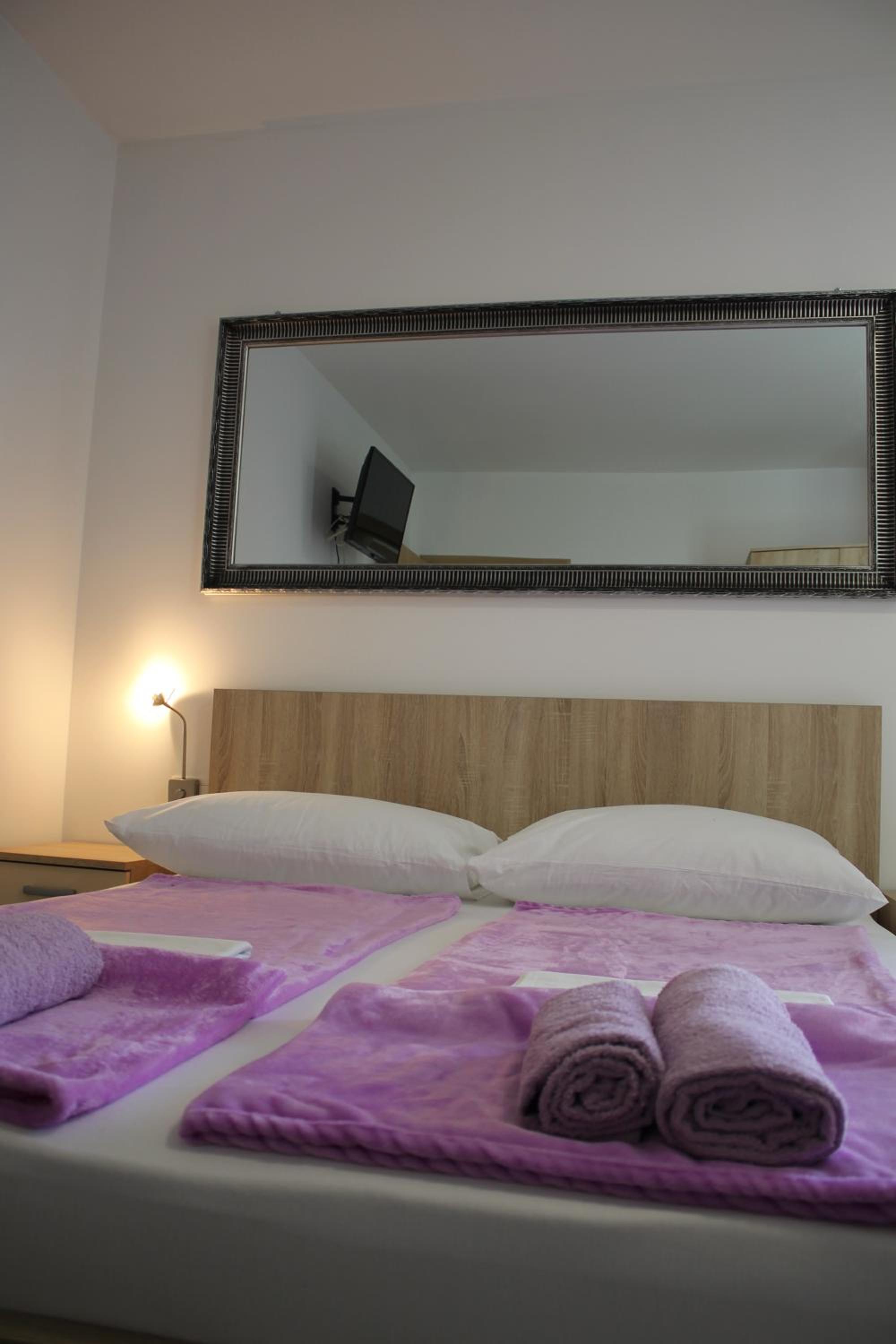 Apartment - Photo 11