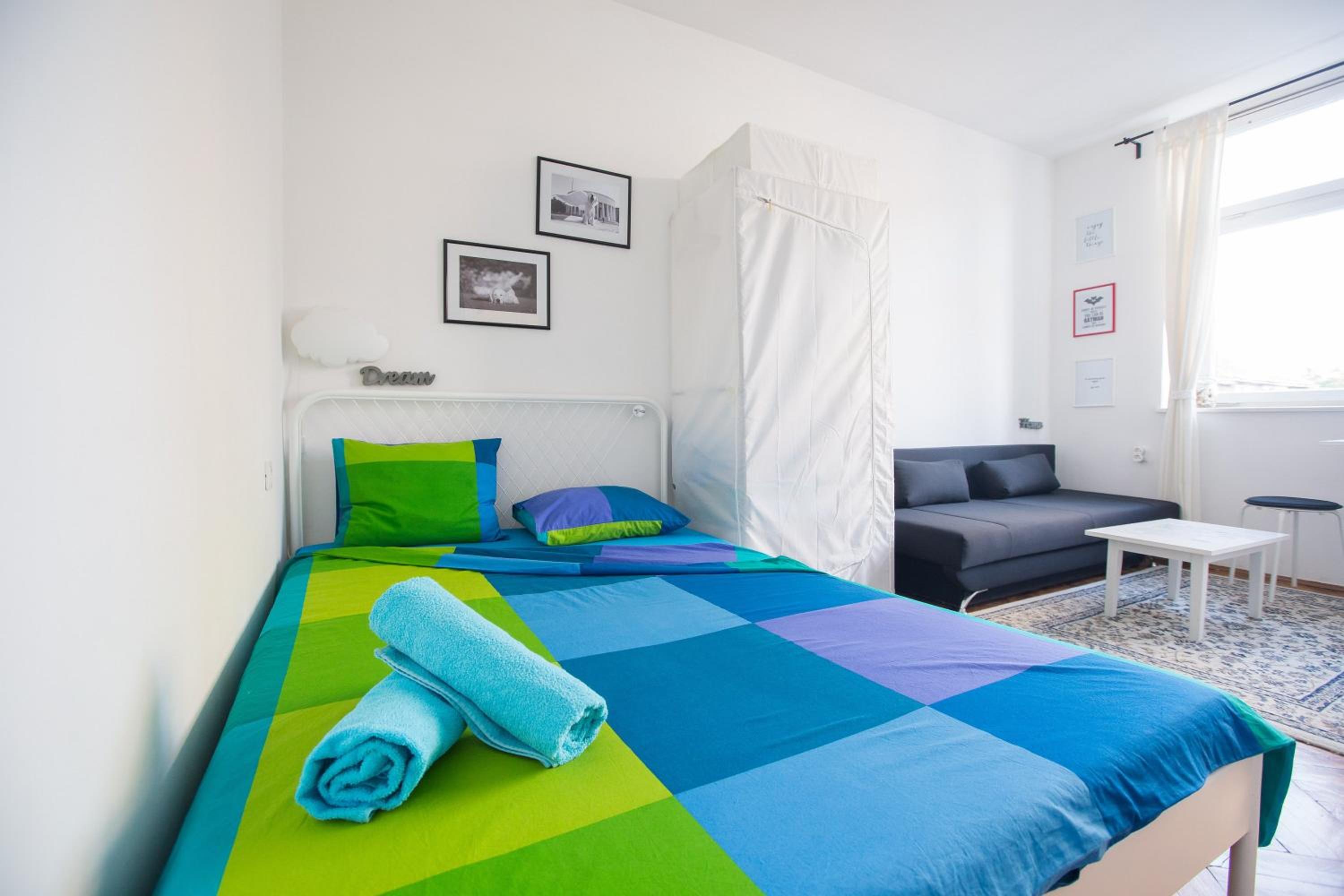 Studio Apartment