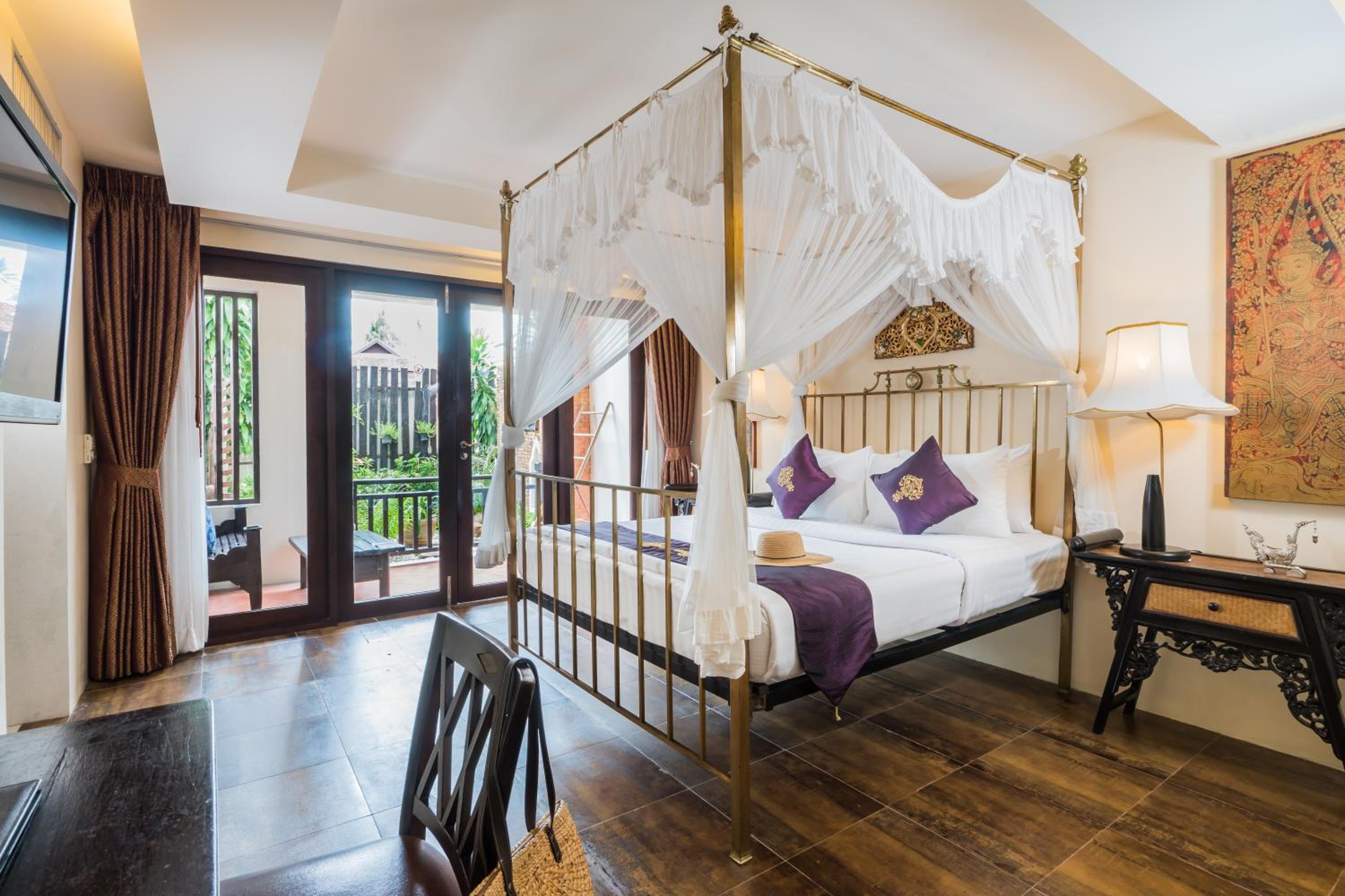 Two-Bedroom Suite with One-Way Airport Transfer - Photo 2
