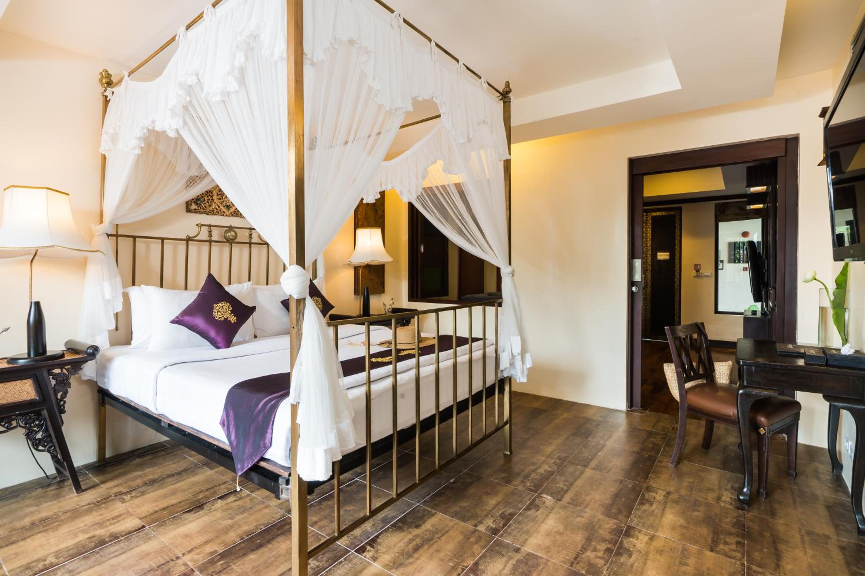Two-Bedroom Suite with One-Way Airport Transfer - Photo 6