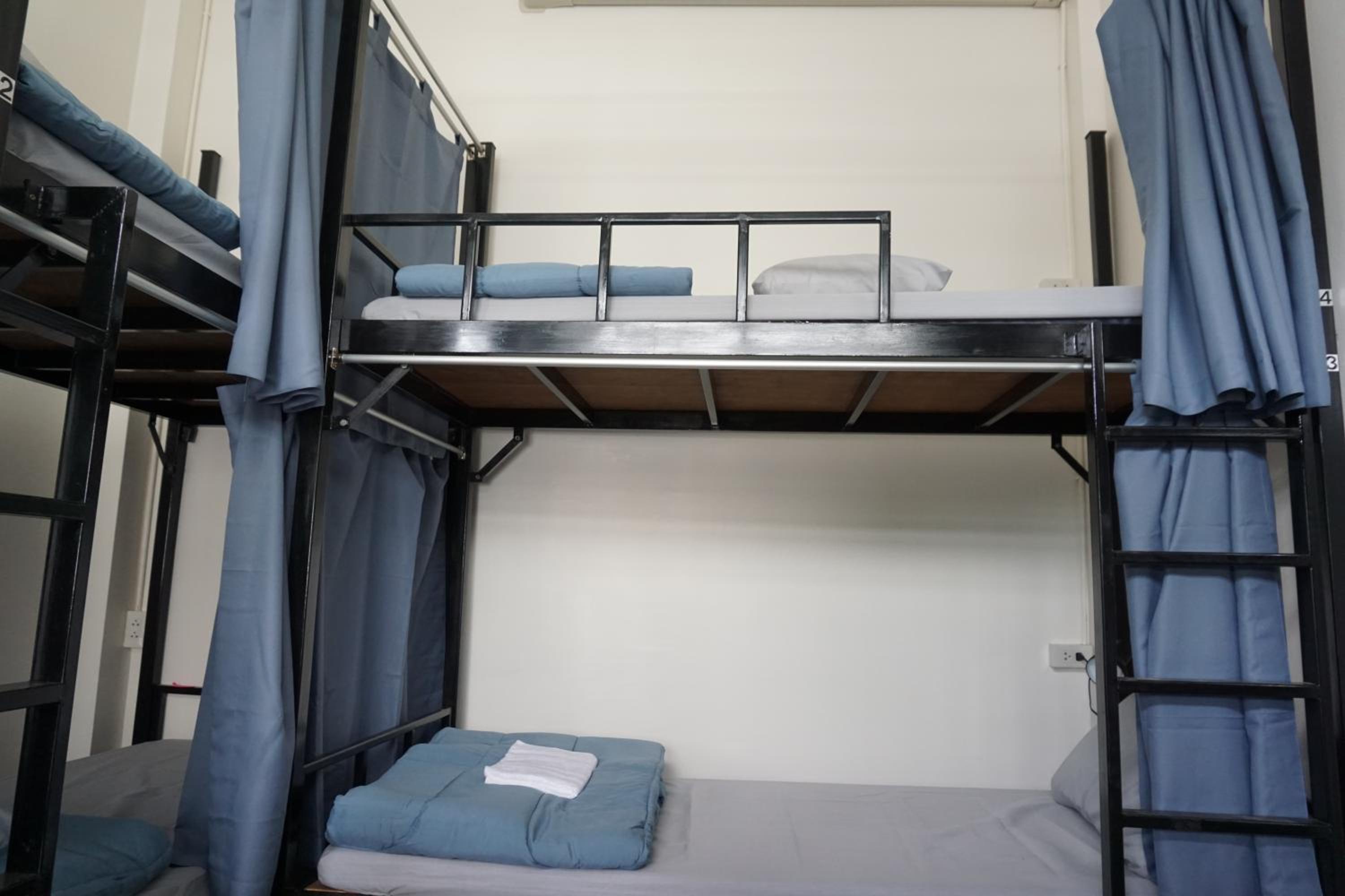 Bunk Bed in Female Dormitory Room   photo 2