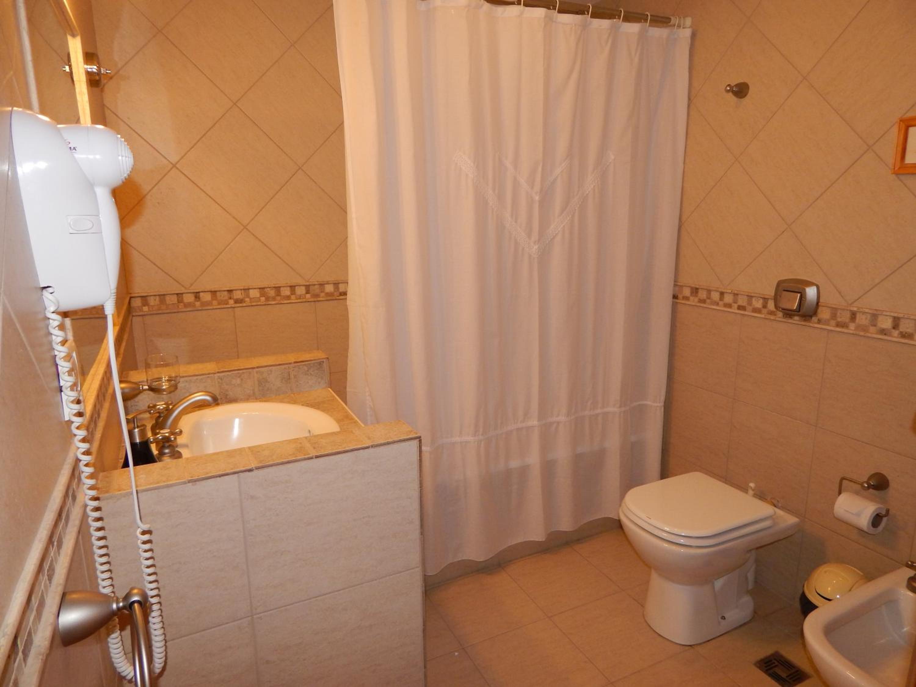 Quadruple Room with Lake View photo 3