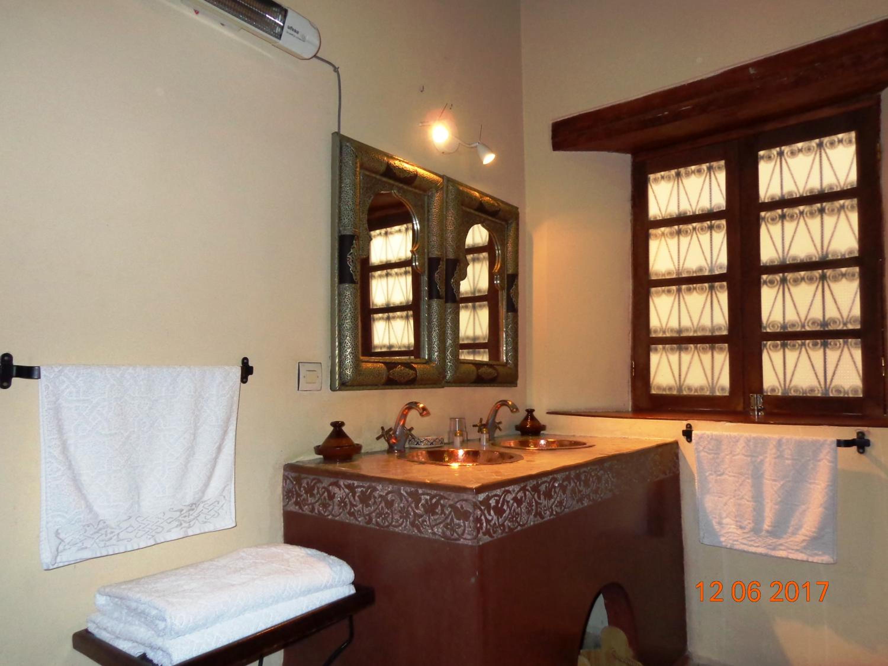 Deluxe Double Room - Photo 5