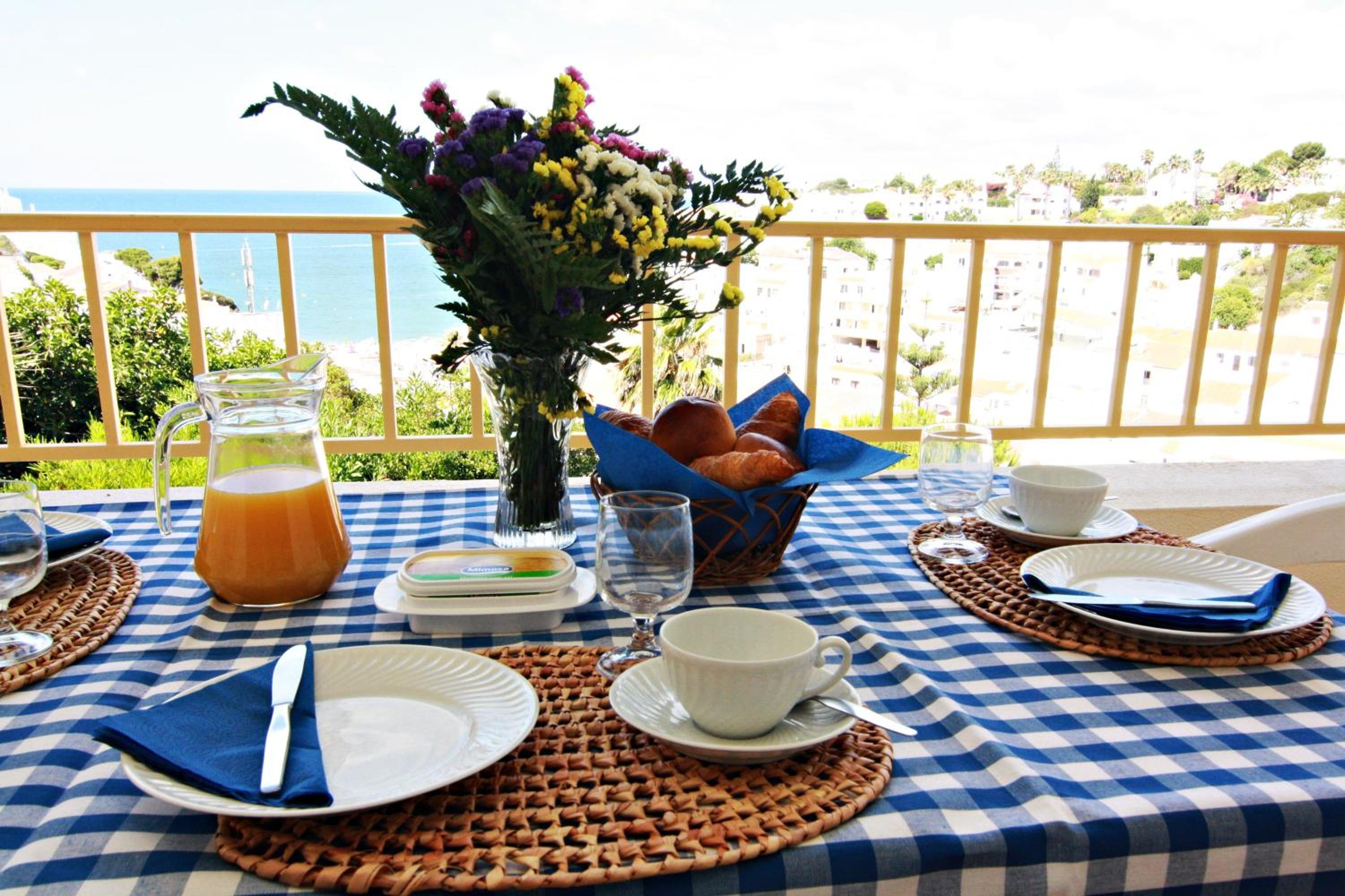 Two-Bedroom Apartment with Sea View photo 3