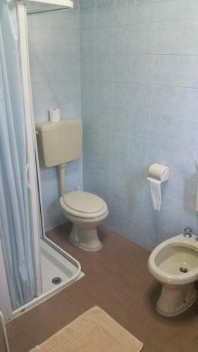 Economy Double Room - Photo 20