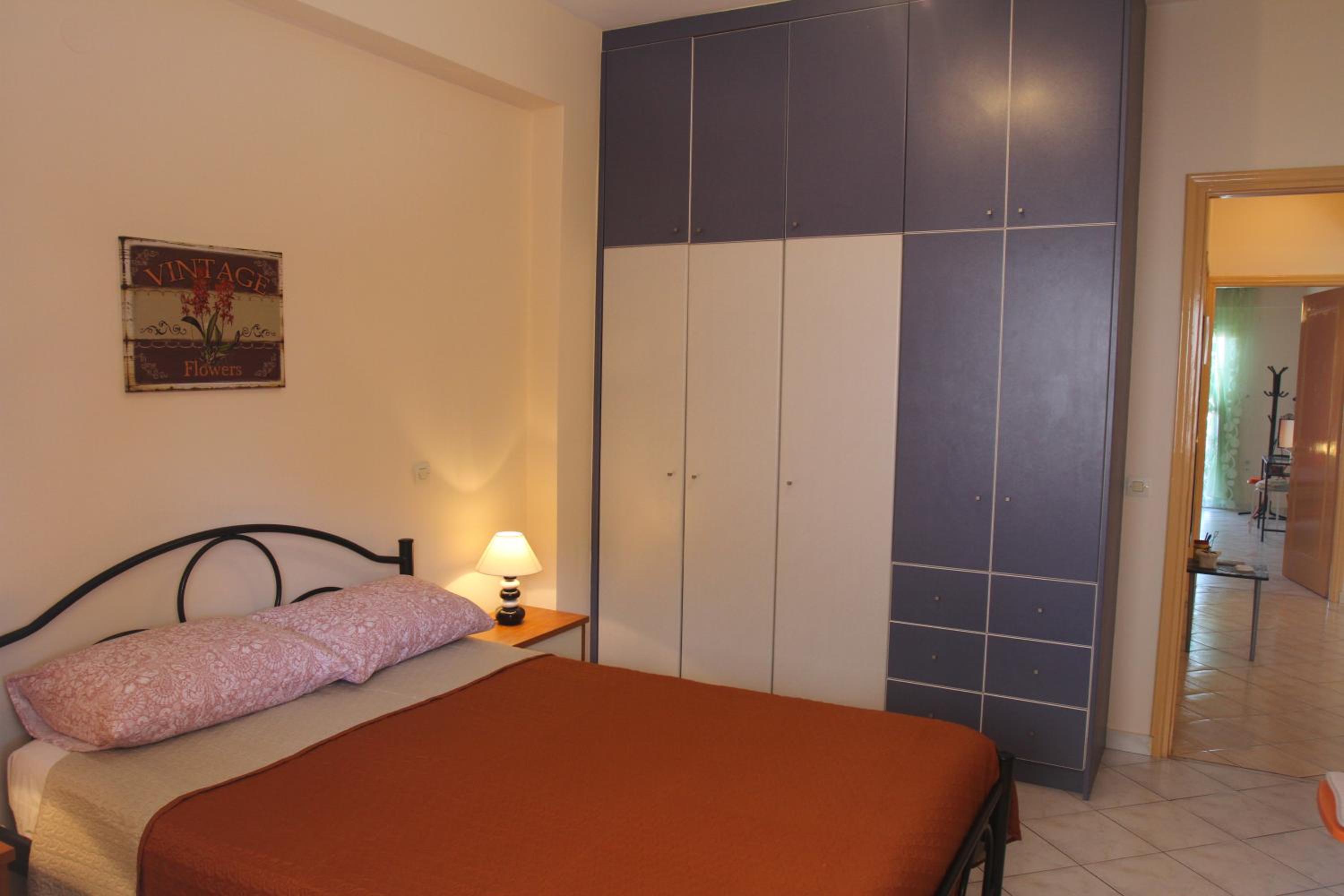 Standard Double Room with Shared Bathroom