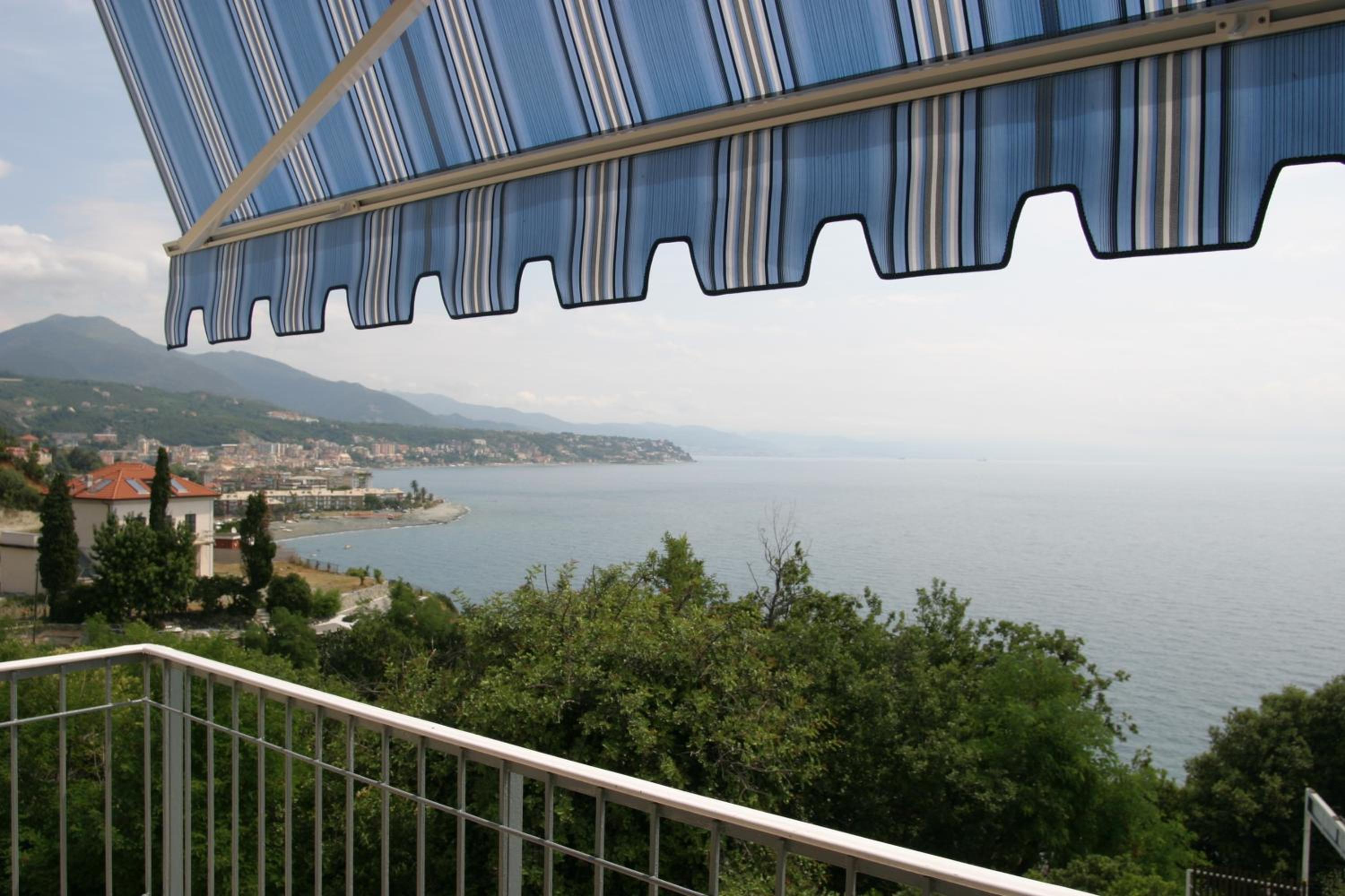 Double or Twin Room with Sea View - Photo 14