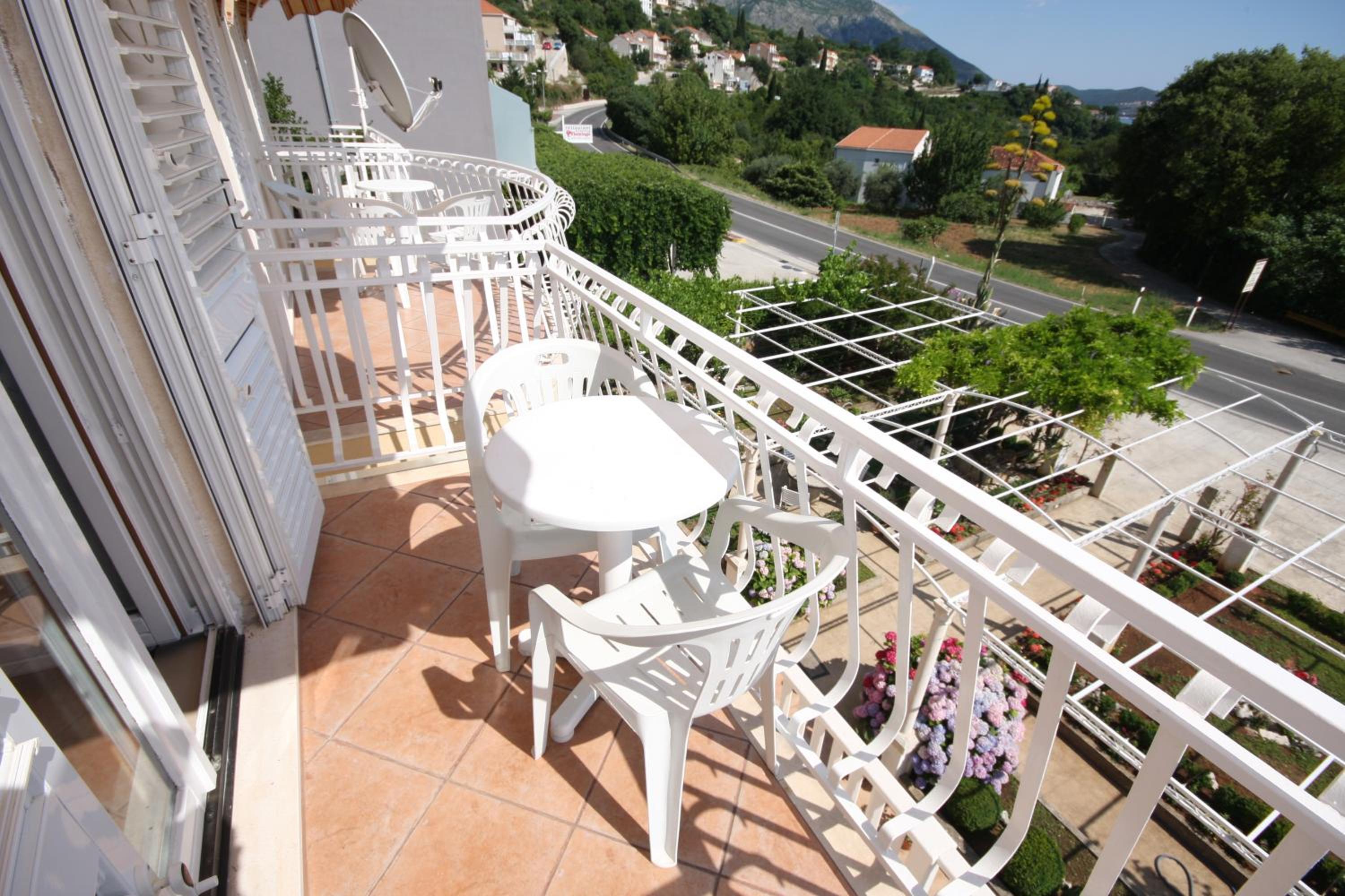 Apartment with Sea View photo 3