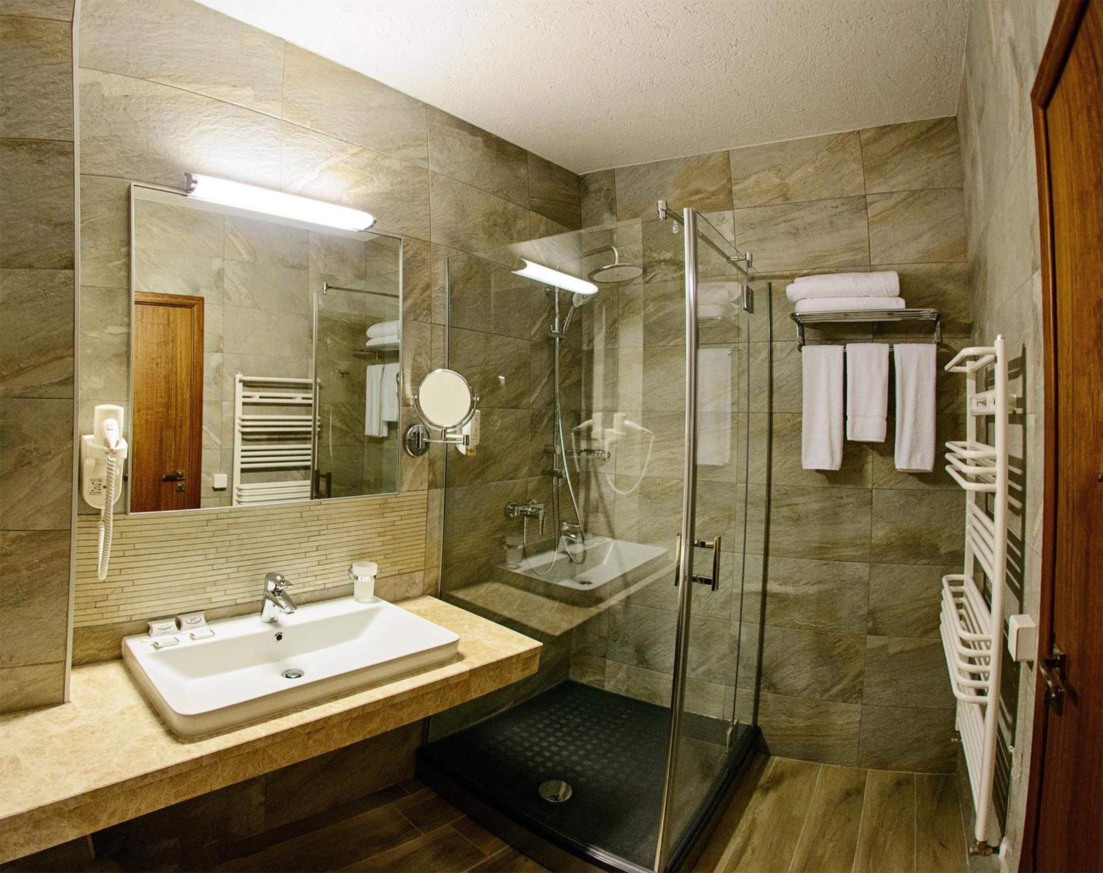 Executive Double or Twin Room - Photo 3