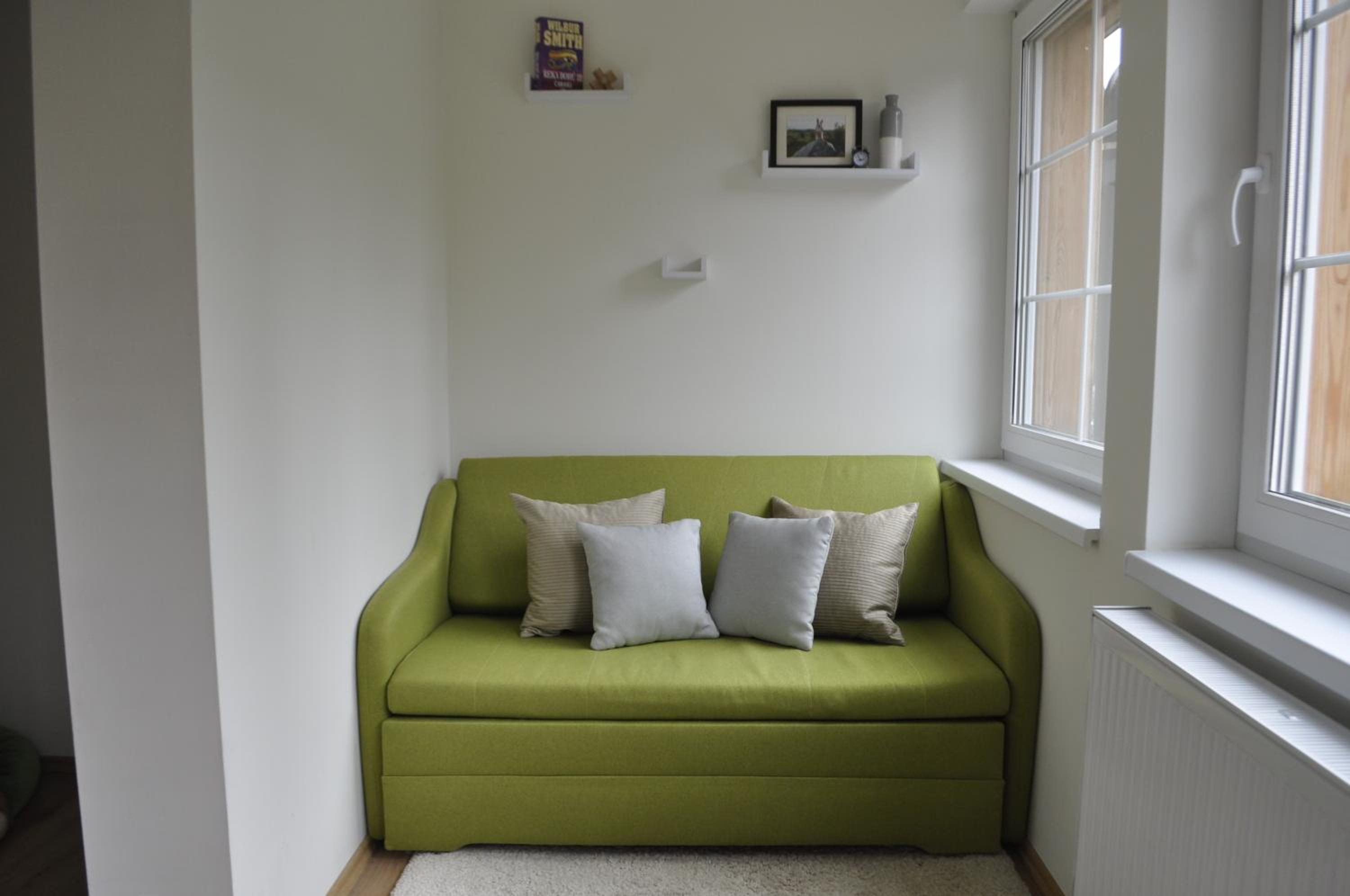 Apartment with Mountain View - Photo 11