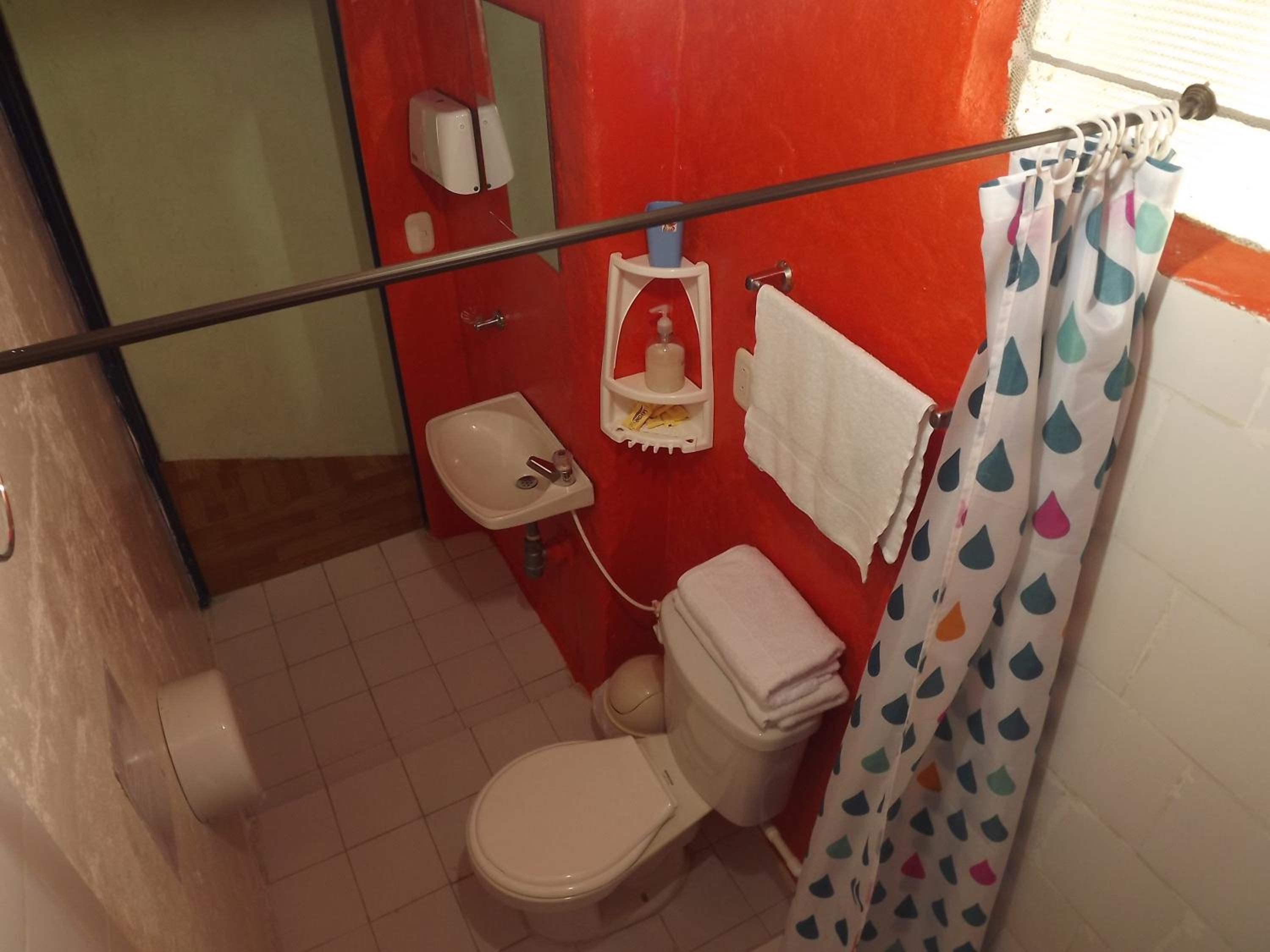 Double Room with Private Bathroom photo 3