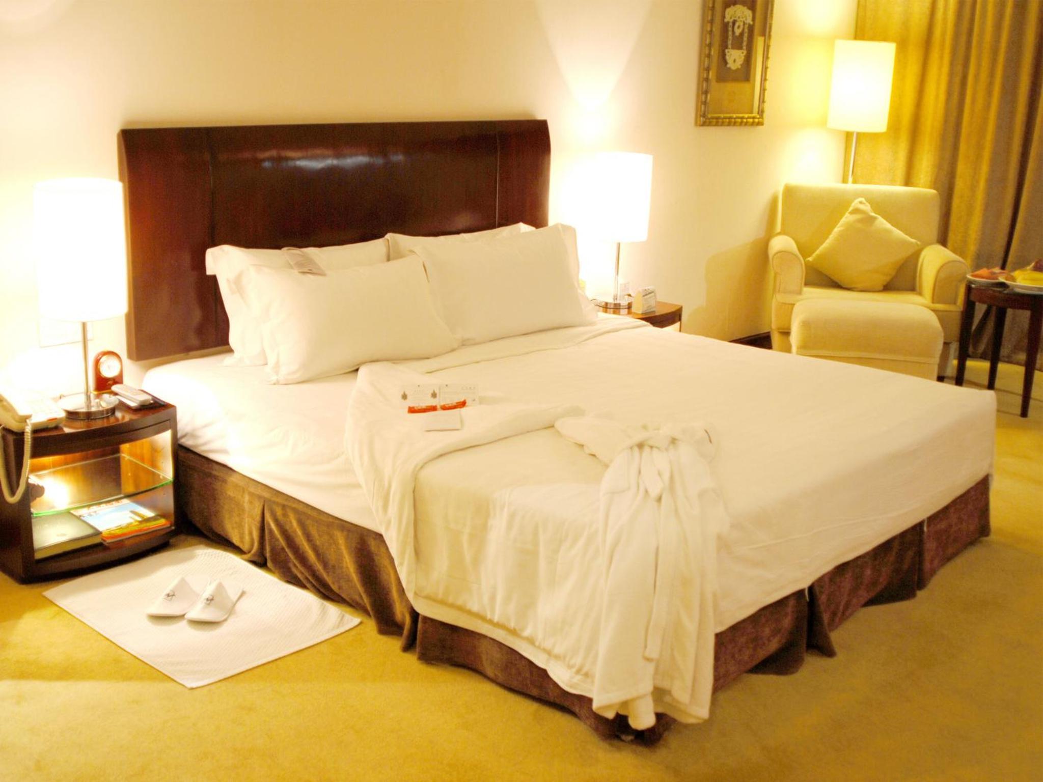 Deluxe King Room
