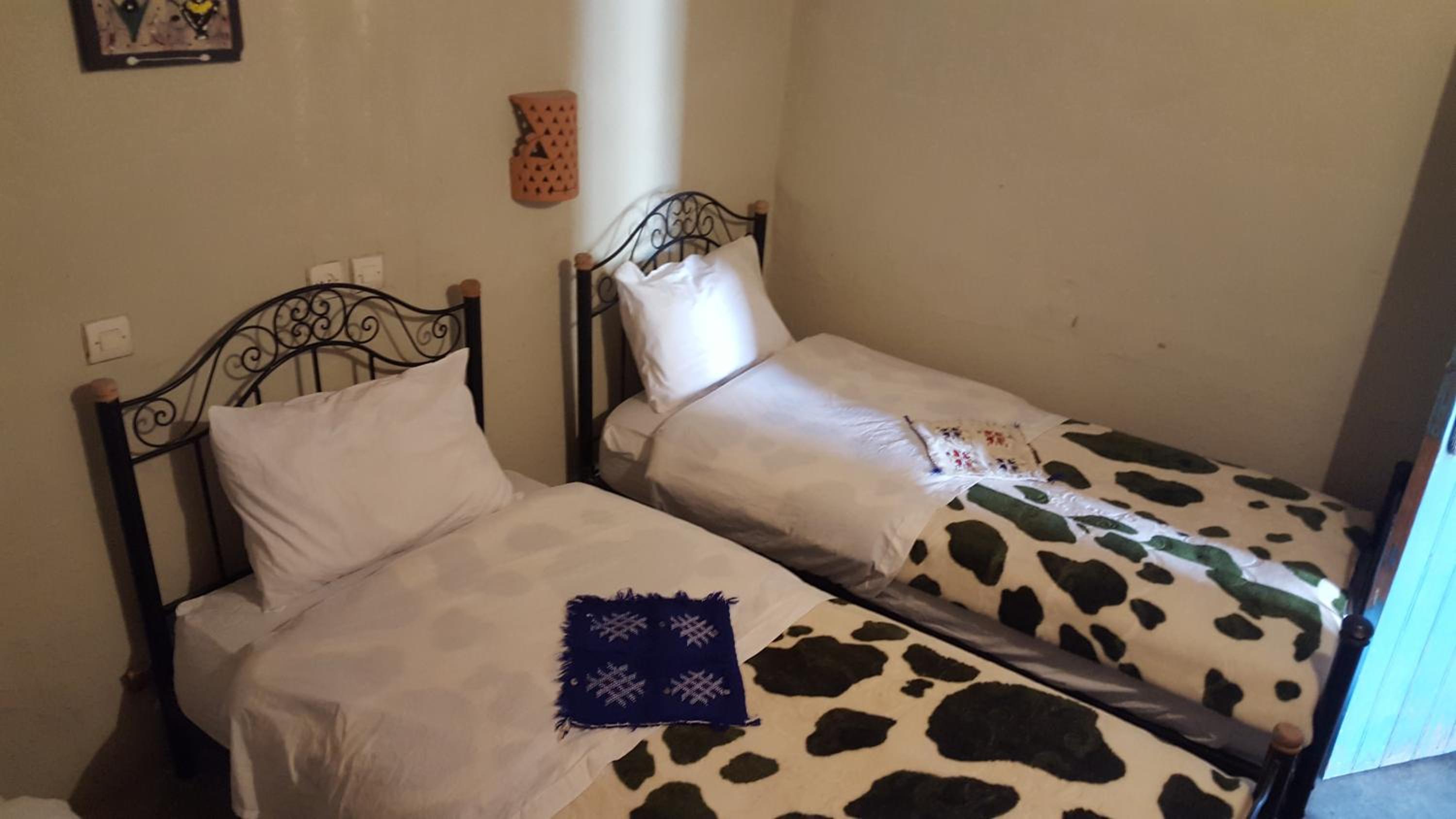 Triple Room with Private Bathroom - Photo 24